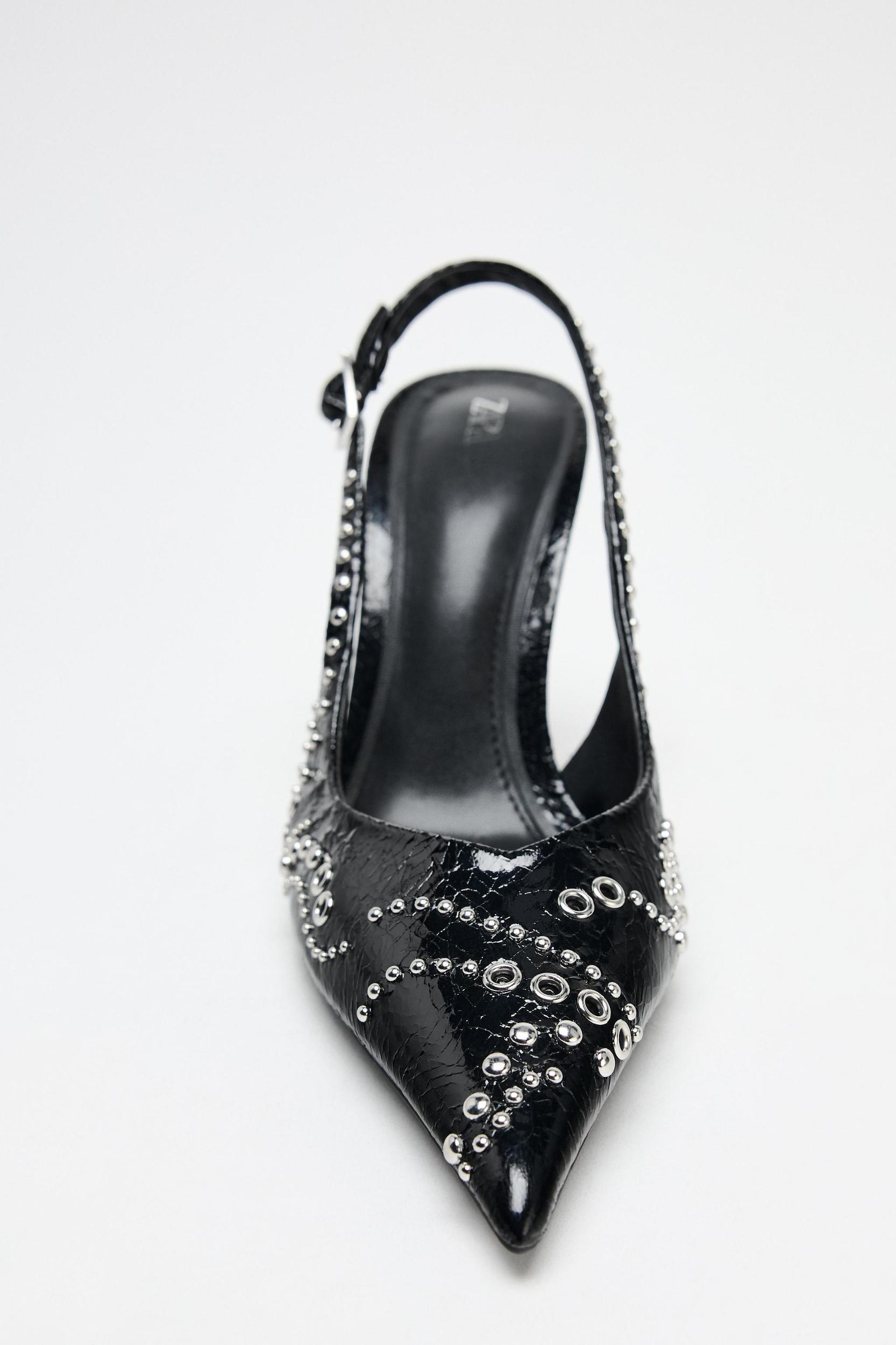 STUDDED HEELED PUMPS Product Image