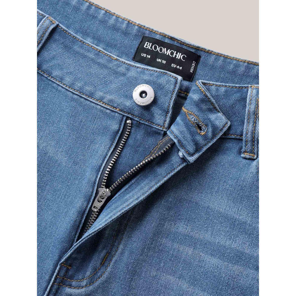 Plus Size Whiskered Wash Wide-Leg Denim Shorts Women Denimlightblue No stretch Everyday-Casual Slanted pocket Denim Shorts BloomChic 24/3X Product Image