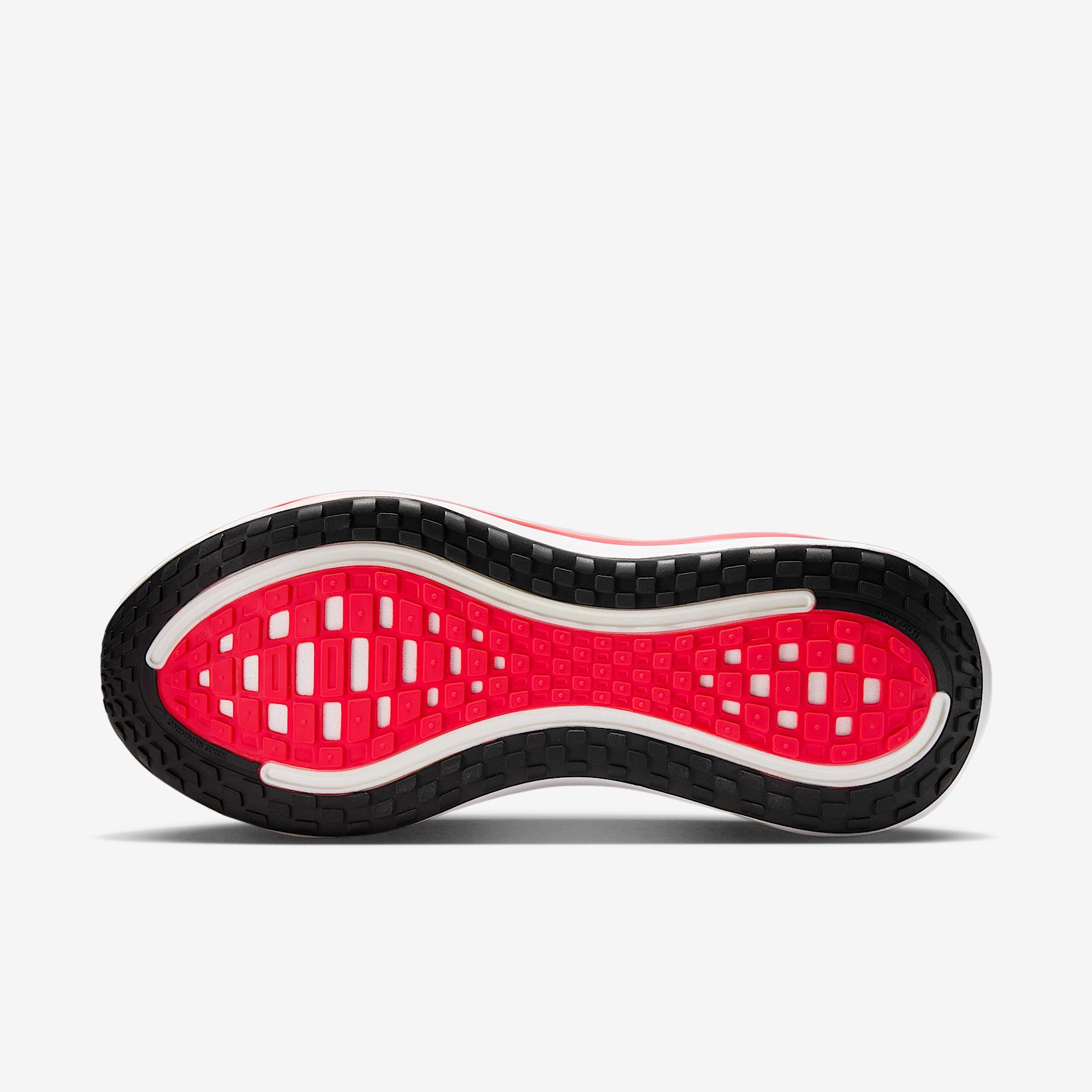 Nike Vomero Plus Men's Road Running Shoes (Extra Wide) Product Image