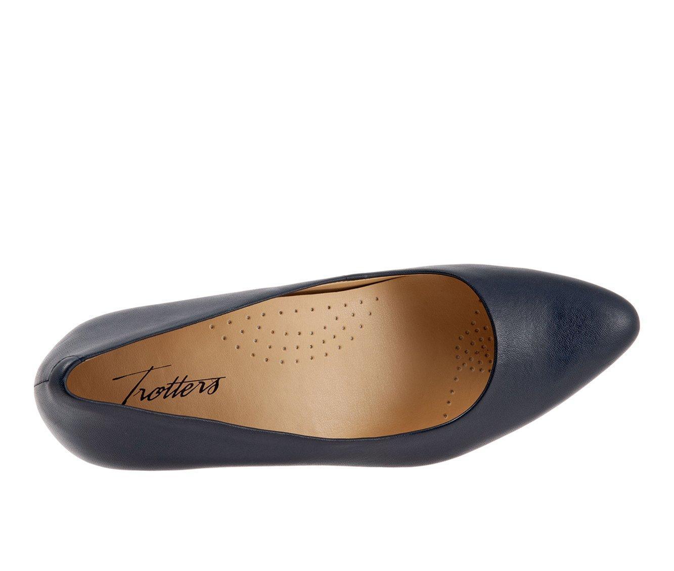 Women's Trotters Kari Pumps Product Image