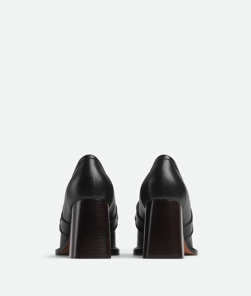 Women's Astaire Pump in Black Product Image