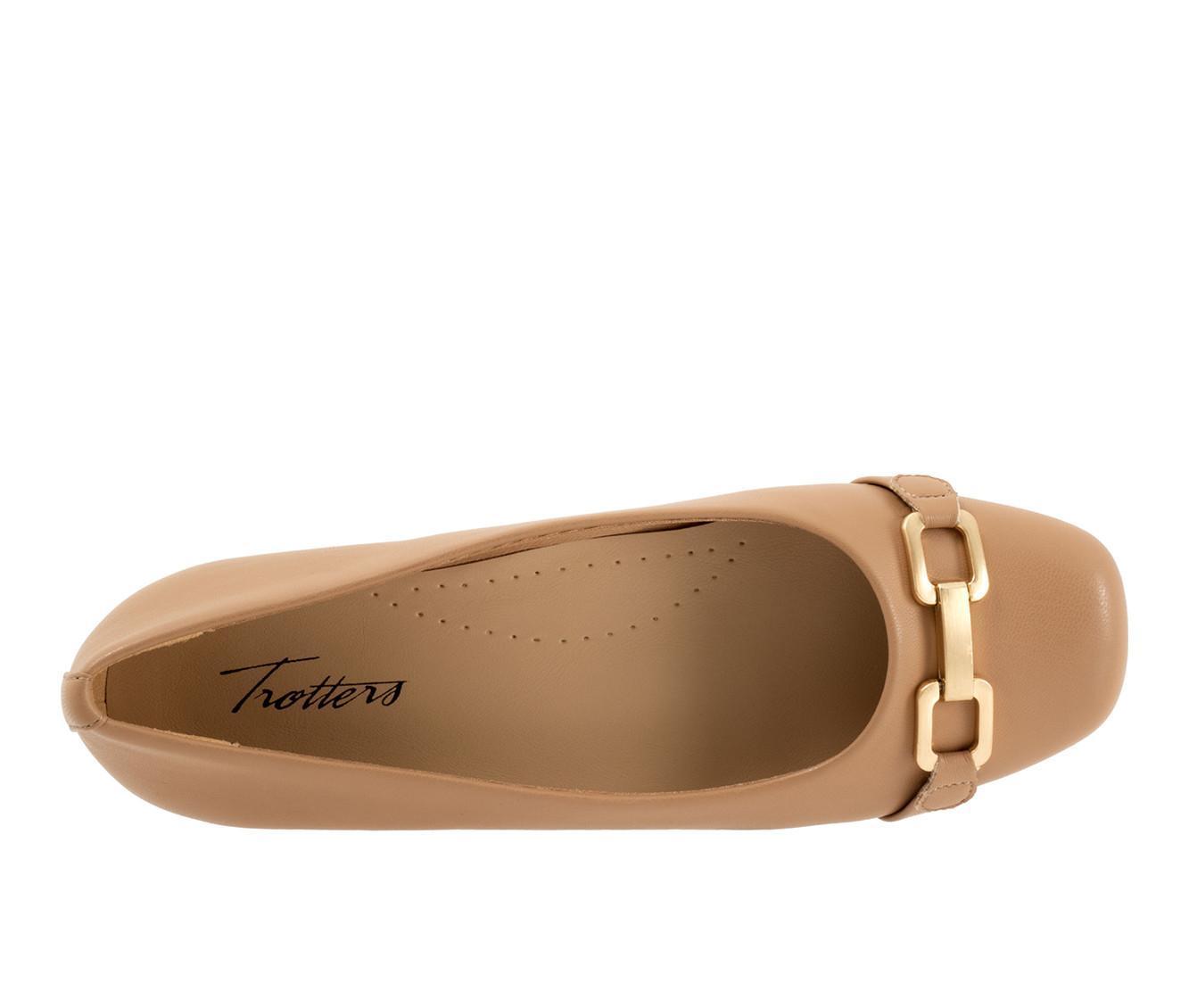 Women's Trotters Sadie Flats Product Image