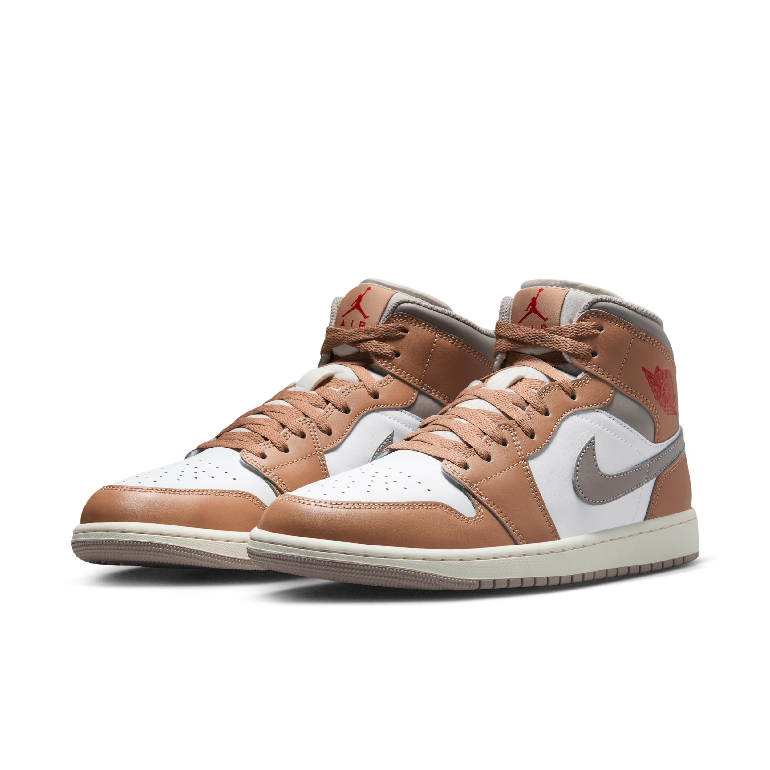 Men's Air Jordan 1 Mid Shoes Product Image