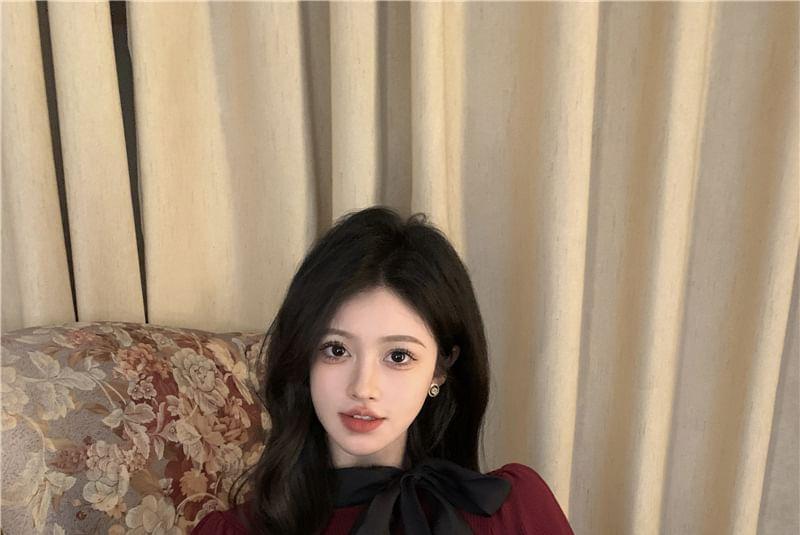 Long-Sleeve Stand Collar Contrast Trim Bow Slim Fit Top Product Image