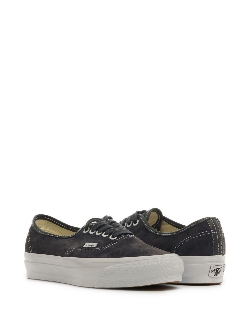  LX Authentic sneakers Product Image