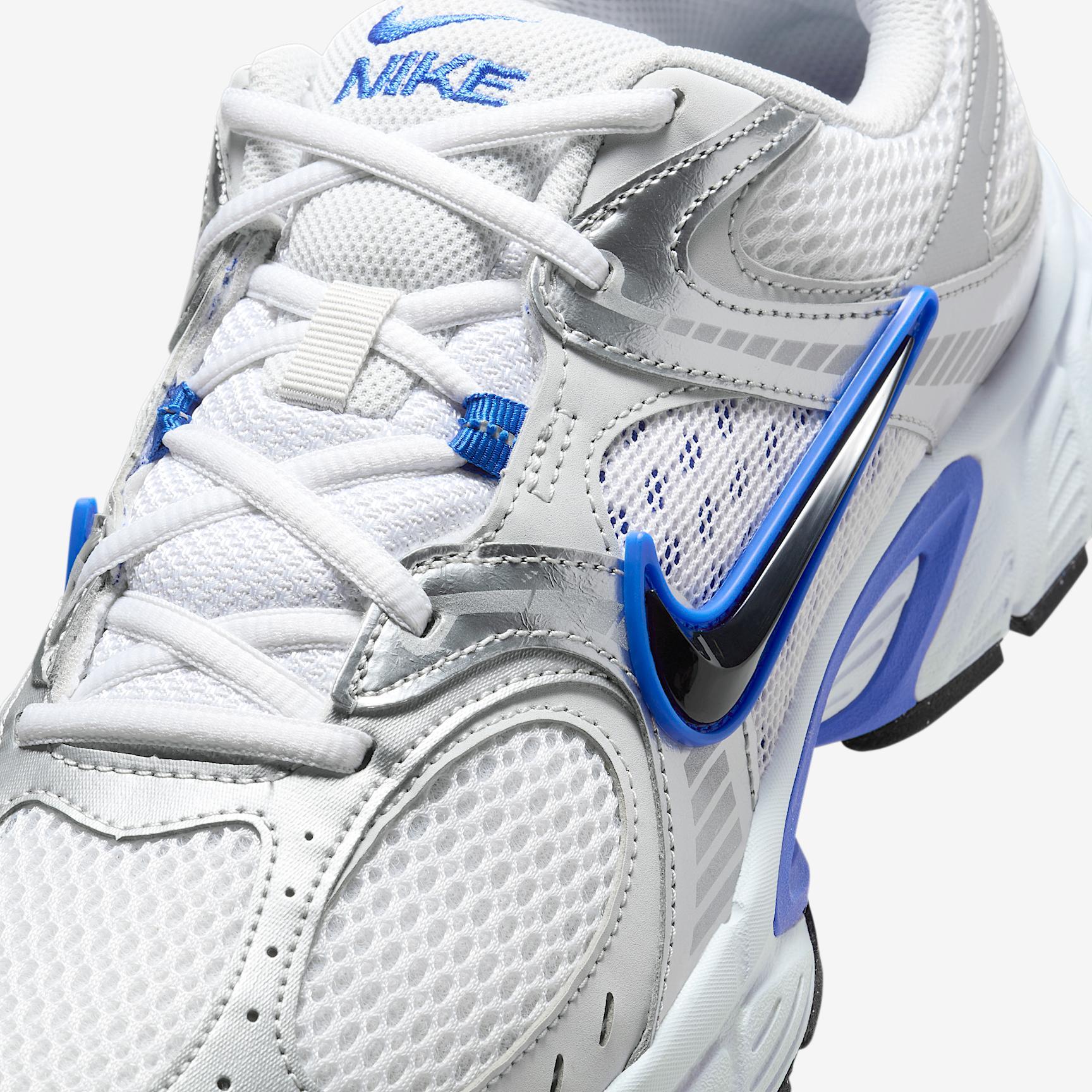 Nike Men's V5 RNR Shoes Product Image