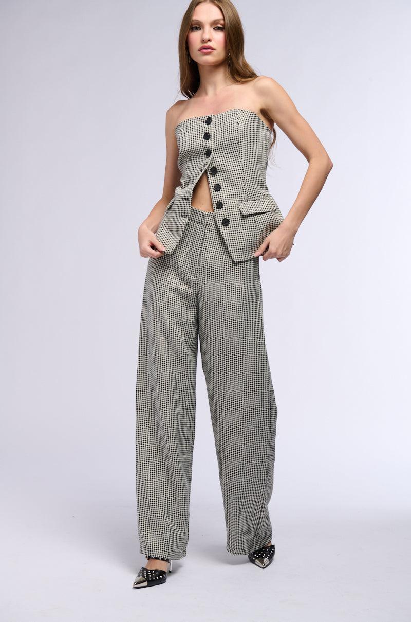 BUSINESS CASUAL HOUNDSTOOTH BUTTON DOWN TUBE BLOUSE Product Image
