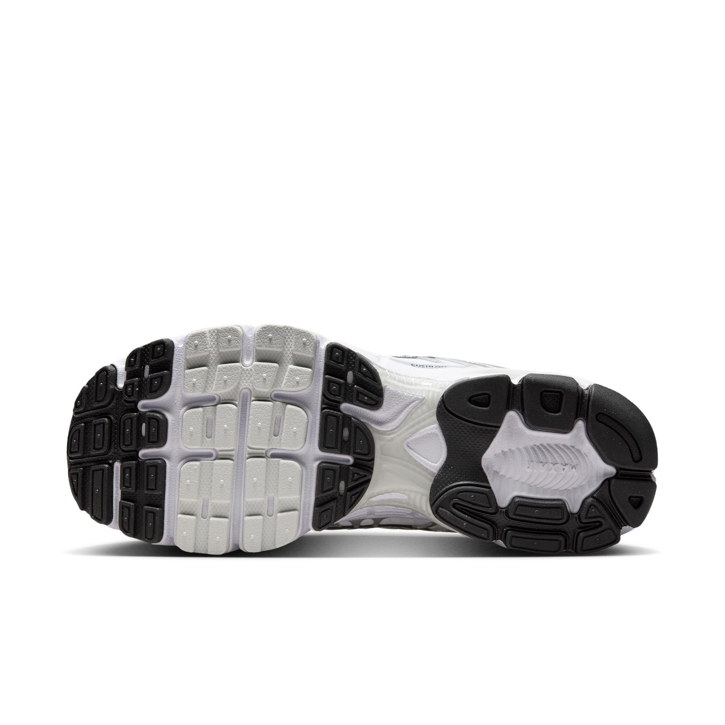 Nike Women's Air Max Moto 2K Shoes Product Image