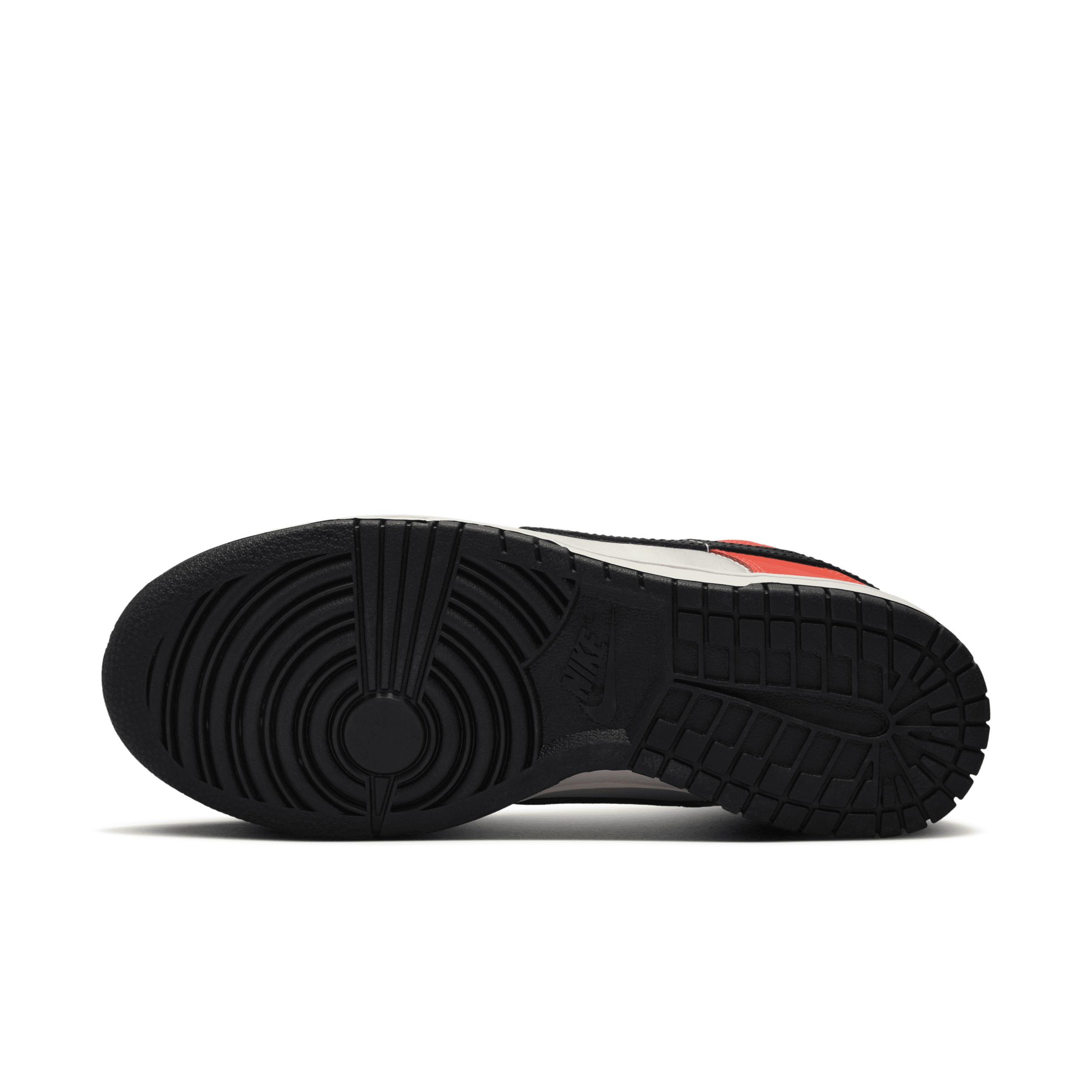 Nike Women's Dunk Low SE Shoes Product Image