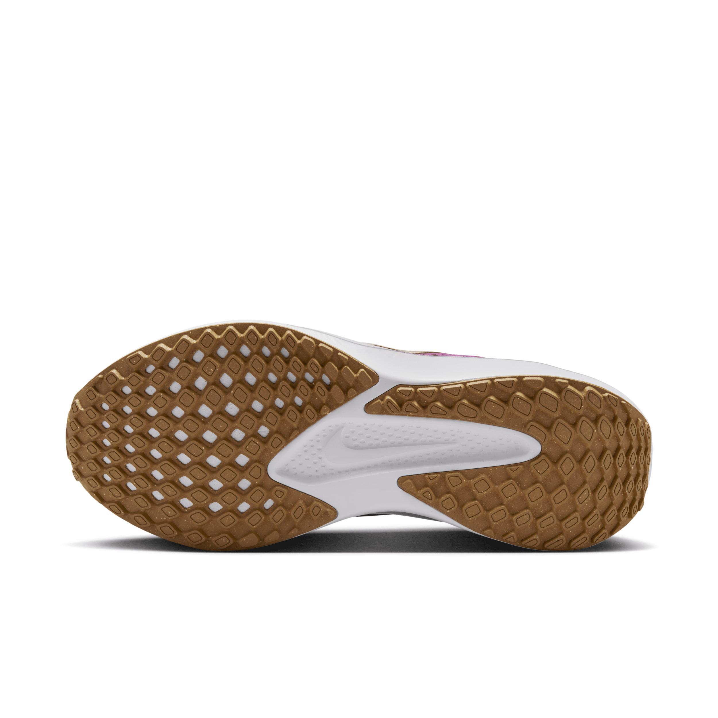 Nike Women's Quest 6 Road Running Shoes Product Image