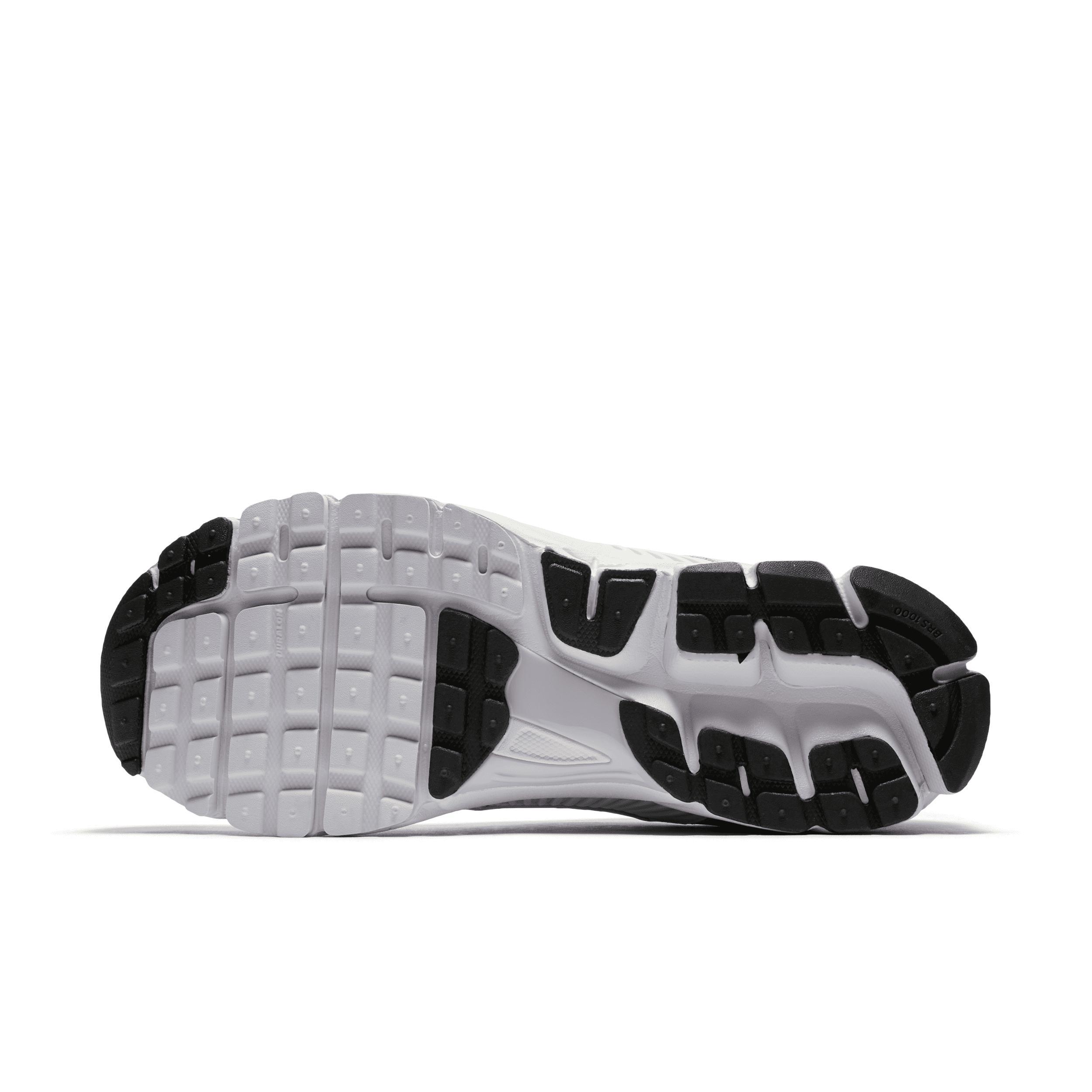 Nike Men's Zoom Vomero 5 Shoes Product Image