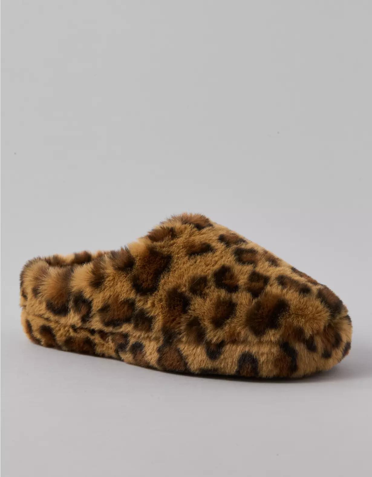 AE Leopard Slipper Product Image