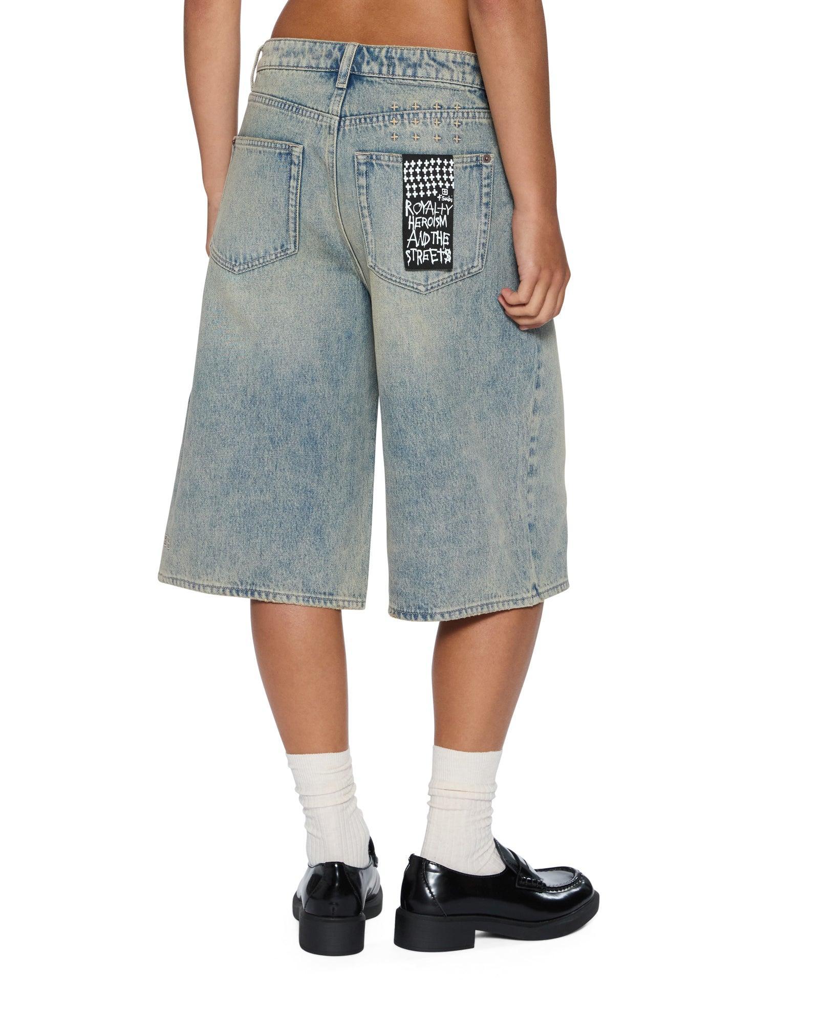 LOW RIDER SHORT FOLK Female Product Image