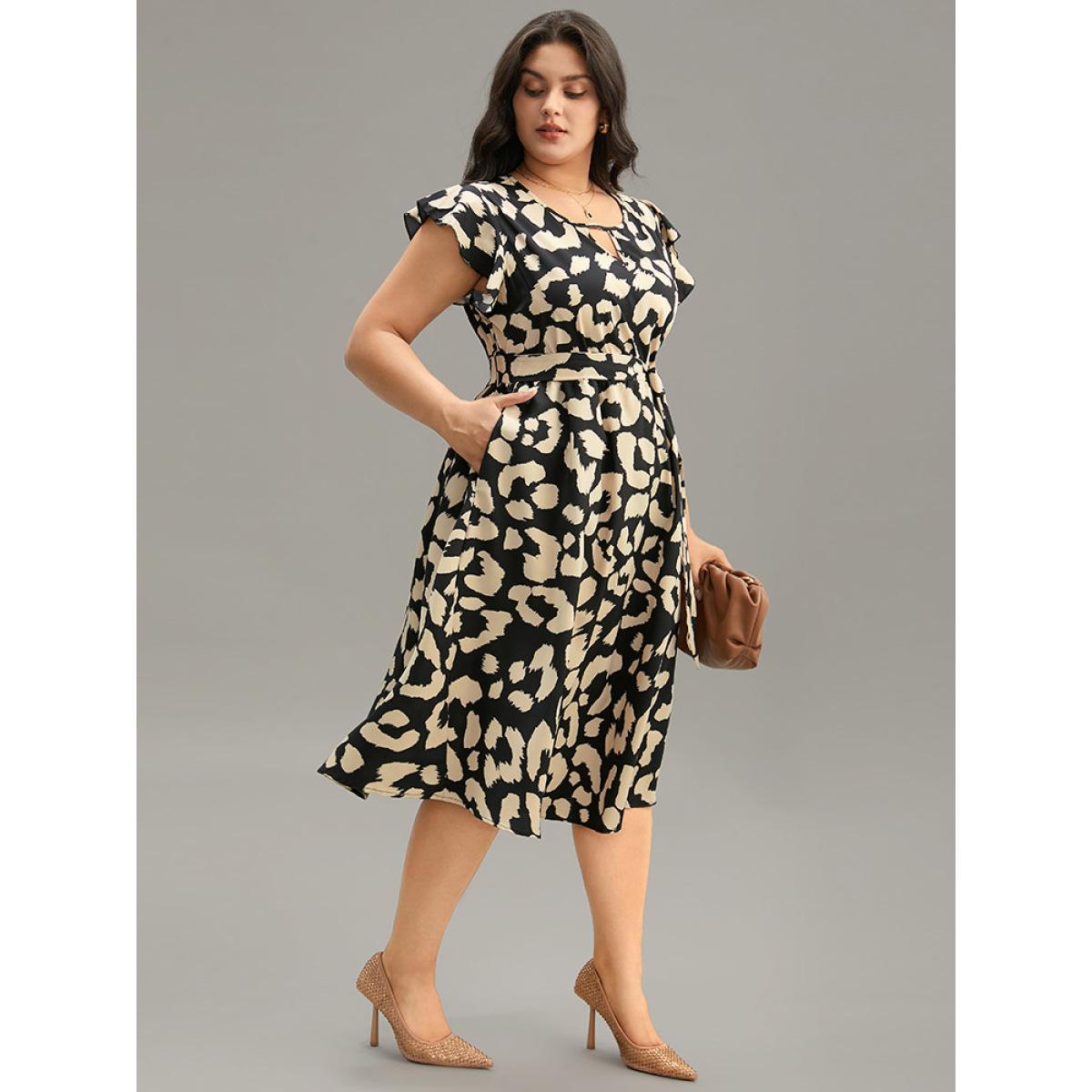 Plus Size Graphic Print Keyhole Pocket Belted Flutter Trim Dress Black Women Office Belted Round Neck Sleeveless Curvy Midi Dress BloomChic 14-16/1X Product Image