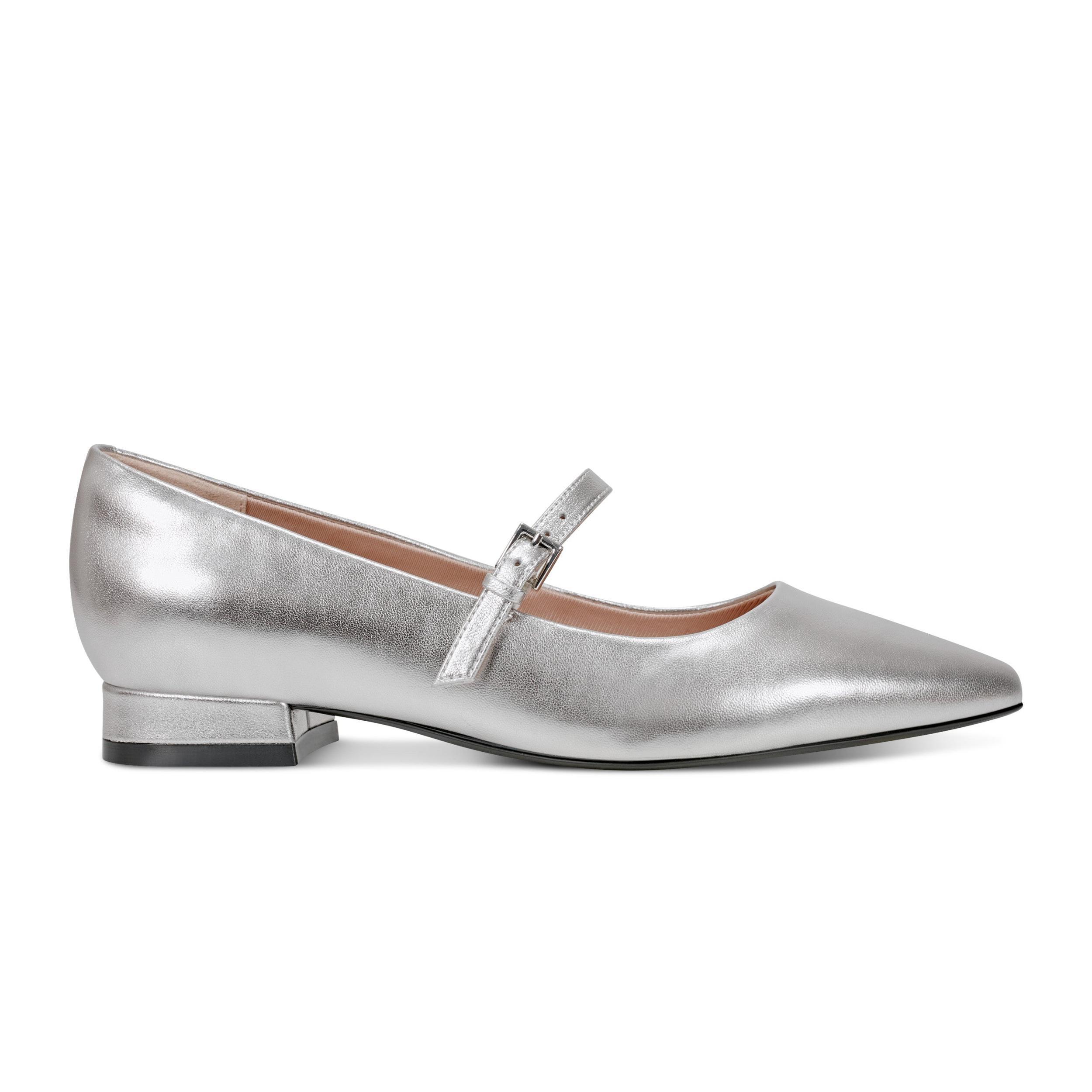 Women's Taren Total Motion Pointy Toe Dress Flats Product Image