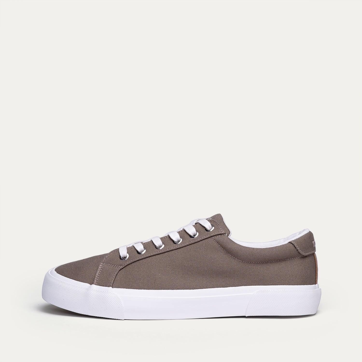 Bowery Canvas Sneaker Product Image