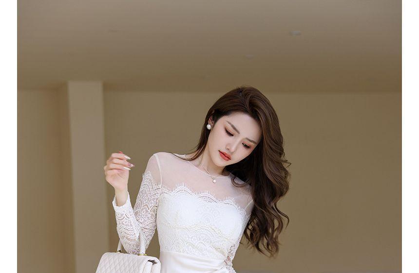 Long-Sleeve Round Neck Plain Ruched Asymmetrical Satin Panel Lace Sheath Dress Product Image