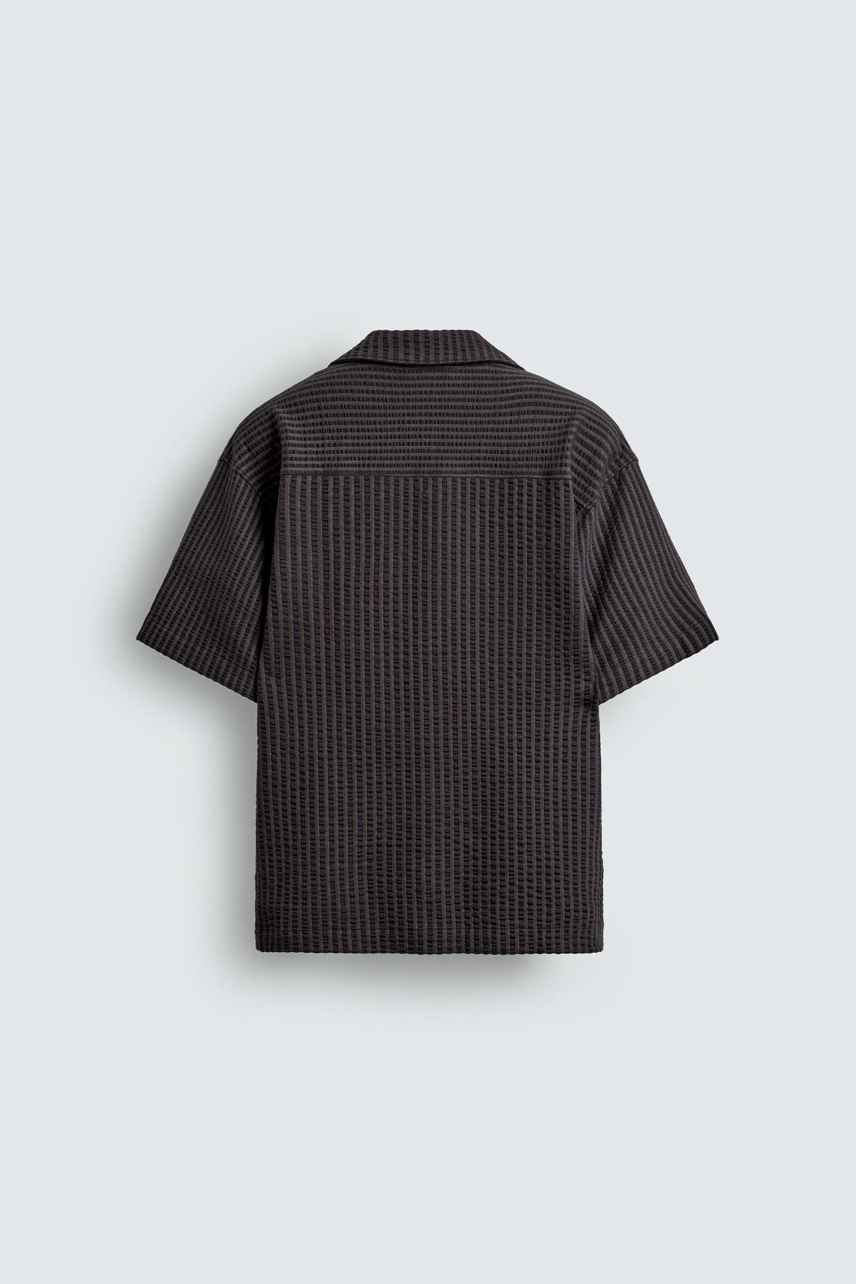 SEERSUCKER COMFORT SHIRT Product Image