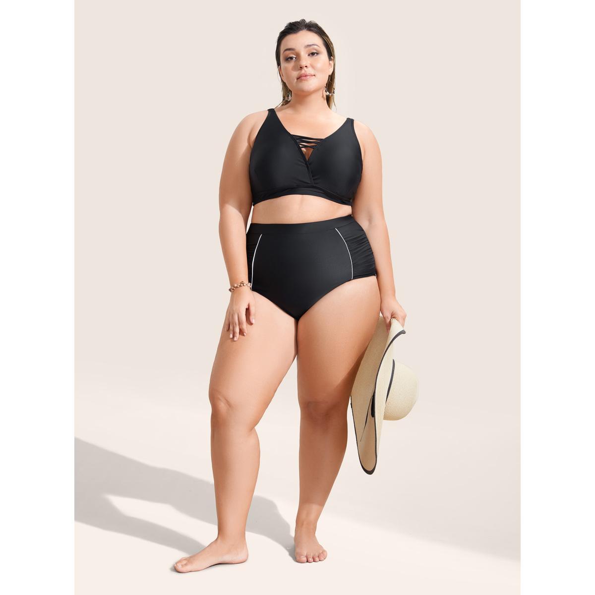 Plus Size Contrast Trim Ruched High Rise Swim Bottom Women's Swimwear Black Beach Gathered High stretch Skinny High Rise Curve Swim Bottoms BloomChic 12/L Product Image