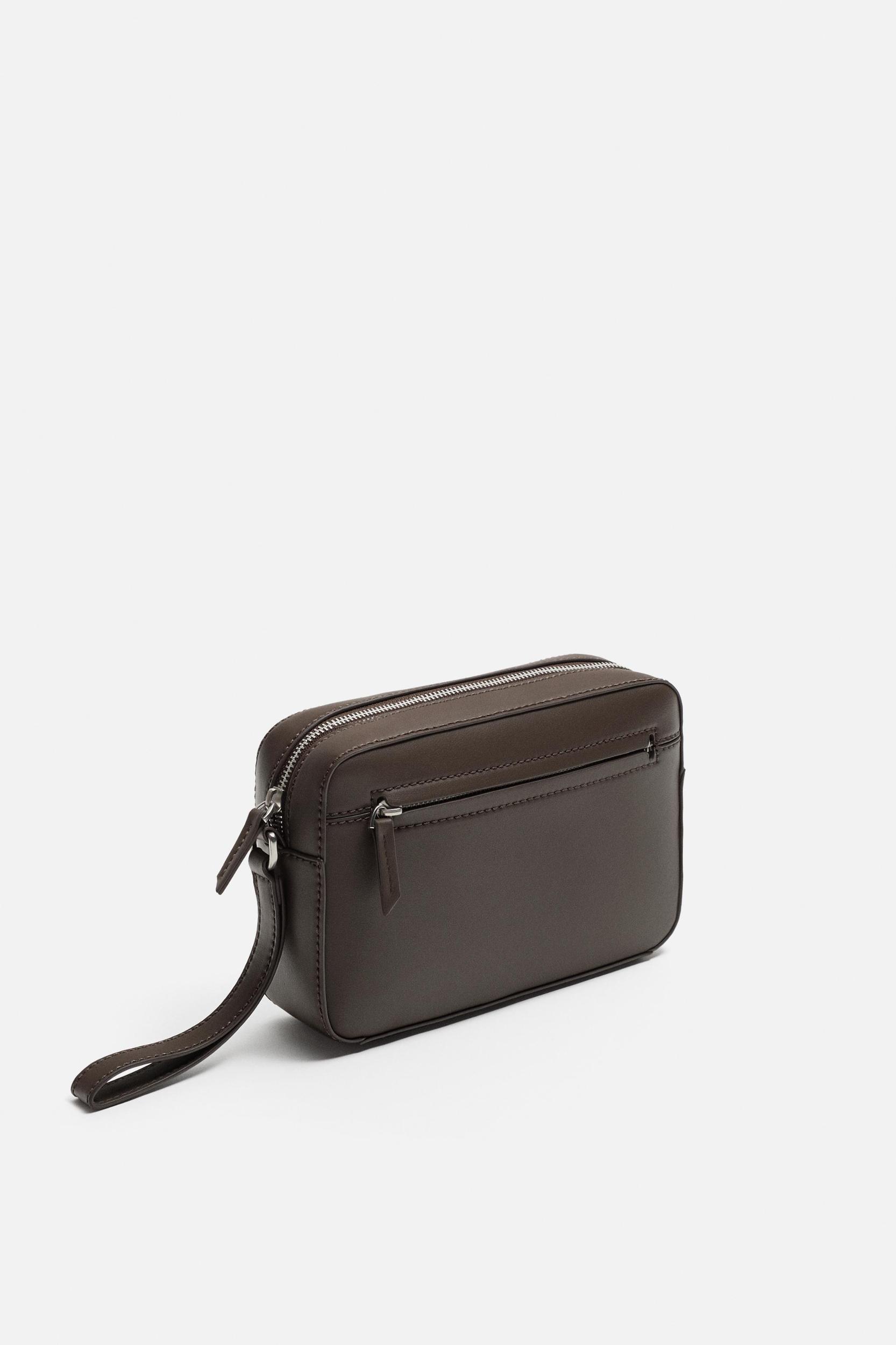 PLAIN TOILETRY BAG Product Image