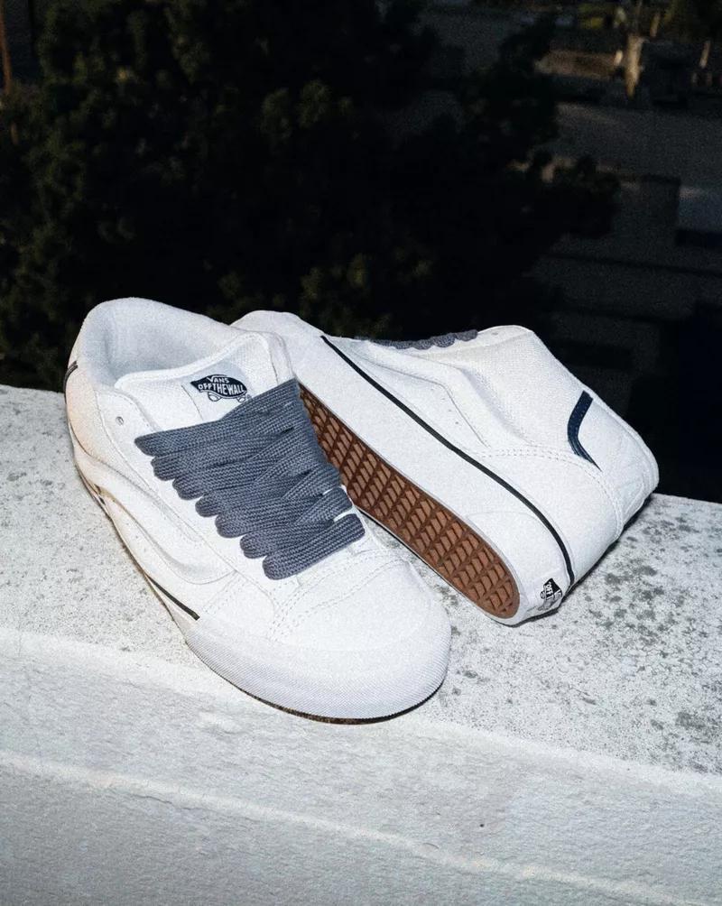 Knu Mid Leather Shoe Product Image