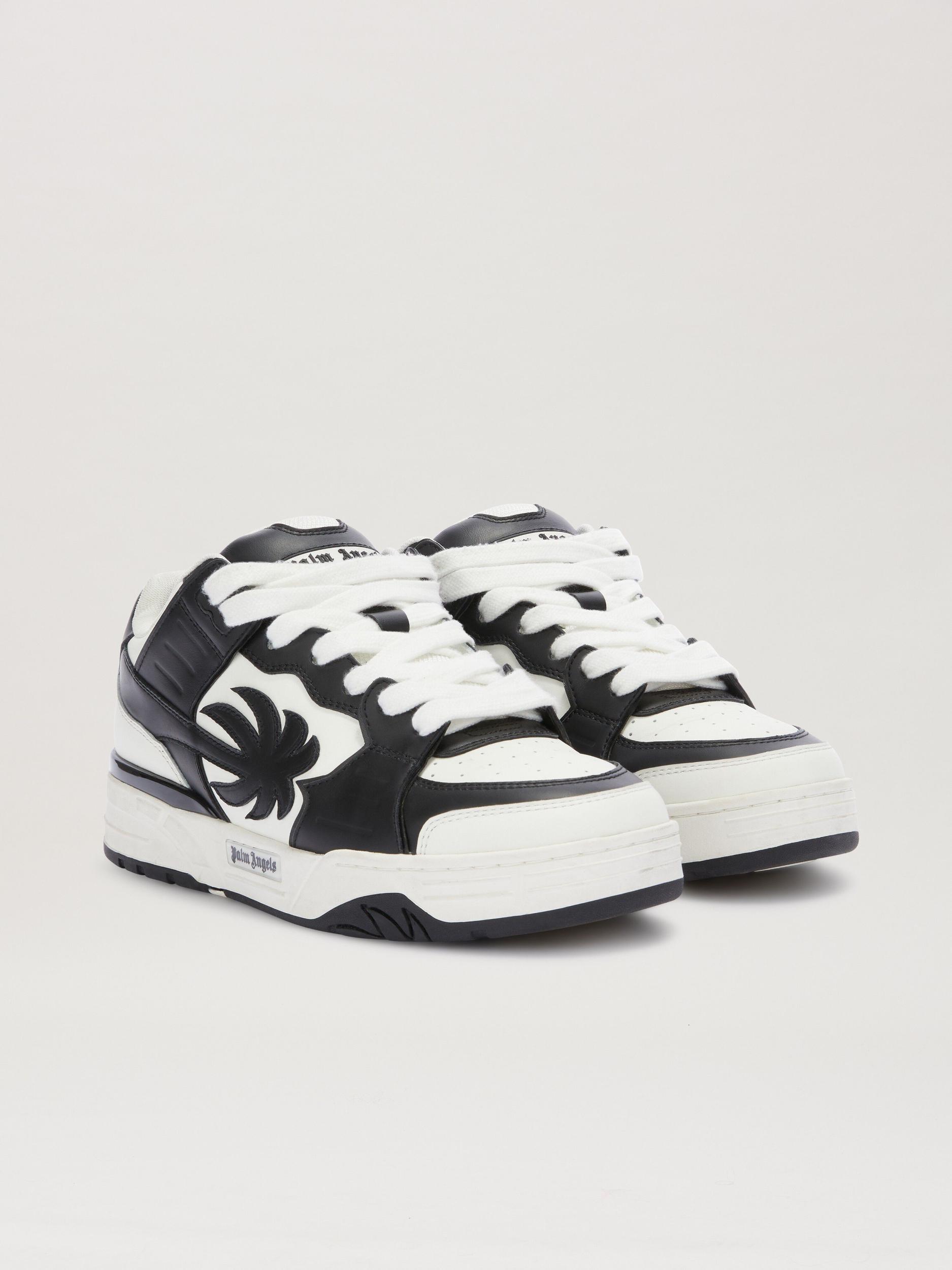Venice Sneaker Product Image