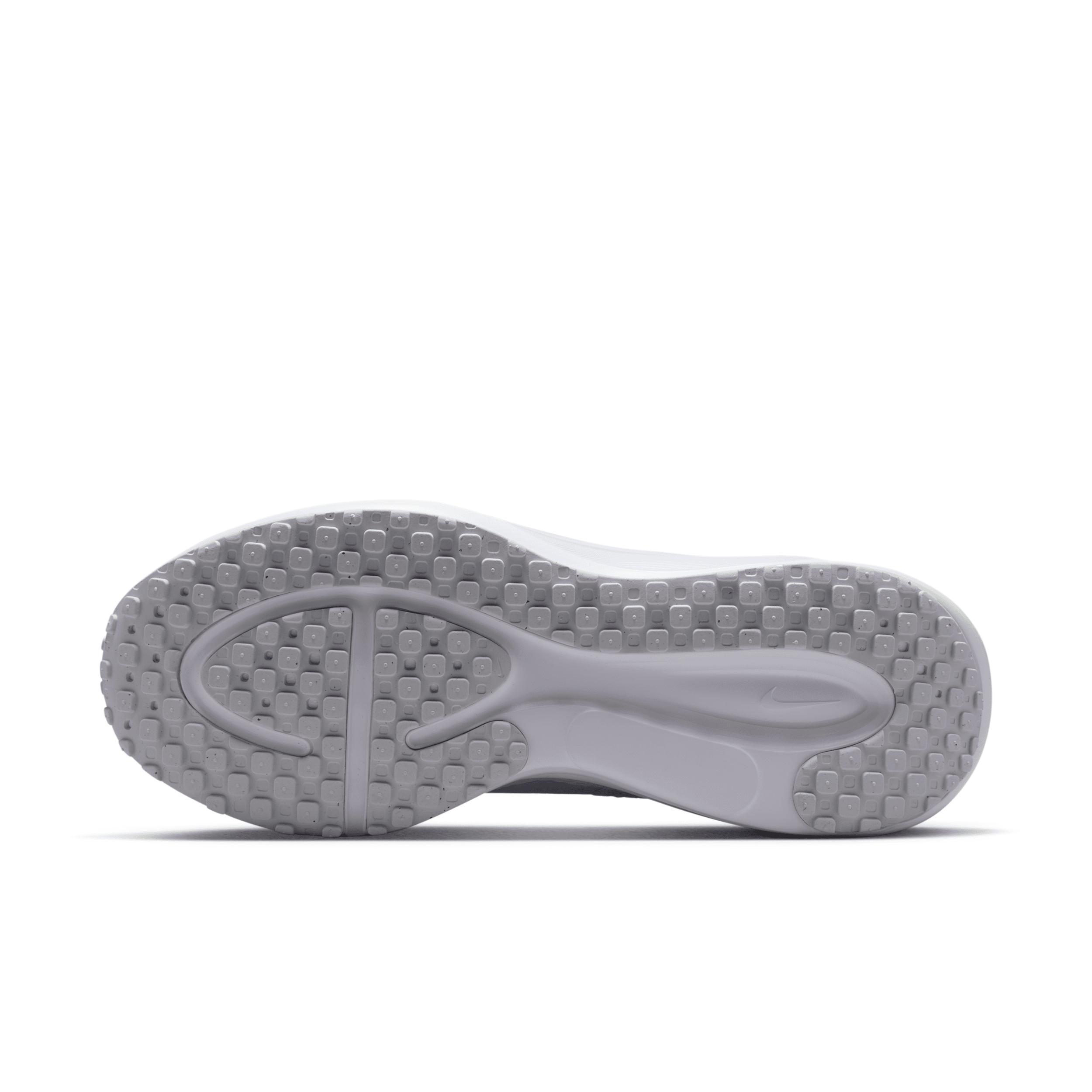 Nike Women's Revolution 8 Road Running Shoes Product Image