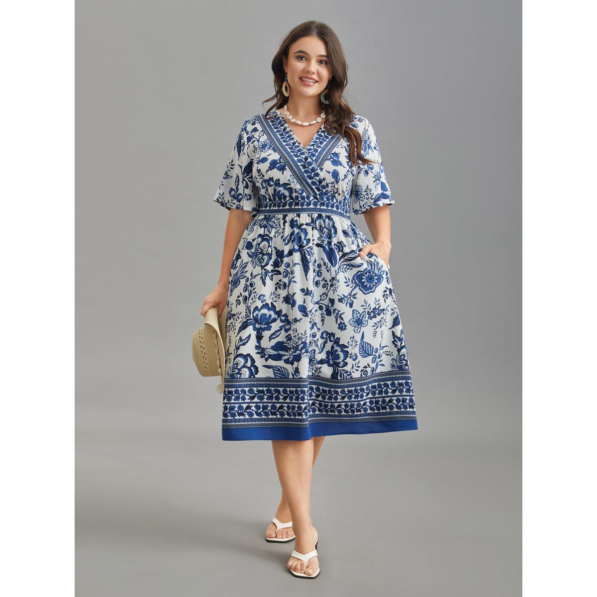 Plus Size Floral Print Wrap-Neck Pocket Midi Dress Navy Women Resort Non Overlap Collar Short sleeve Curvy BloomChic 12/L Product Image