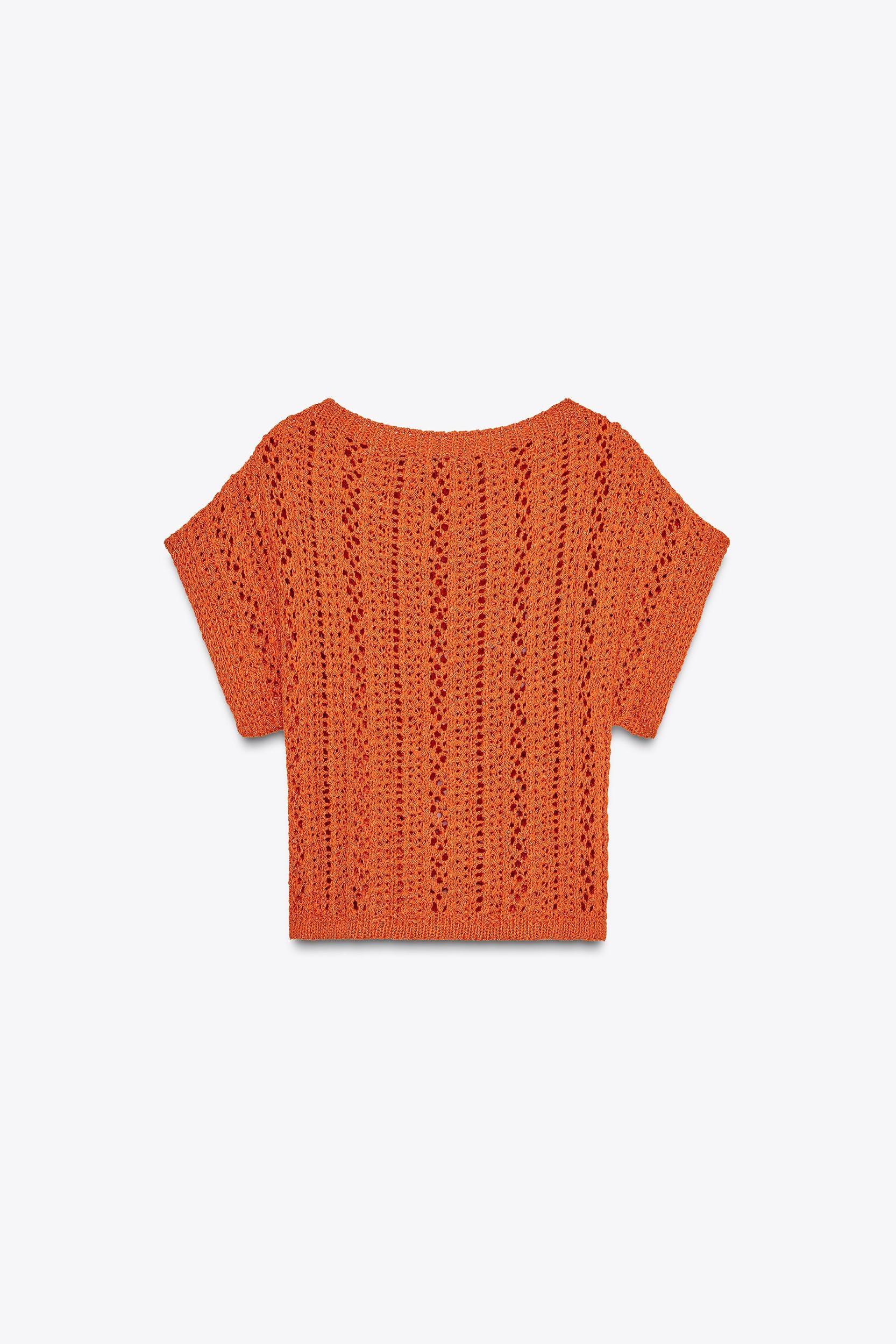 KNIT CROP TOP Product Image