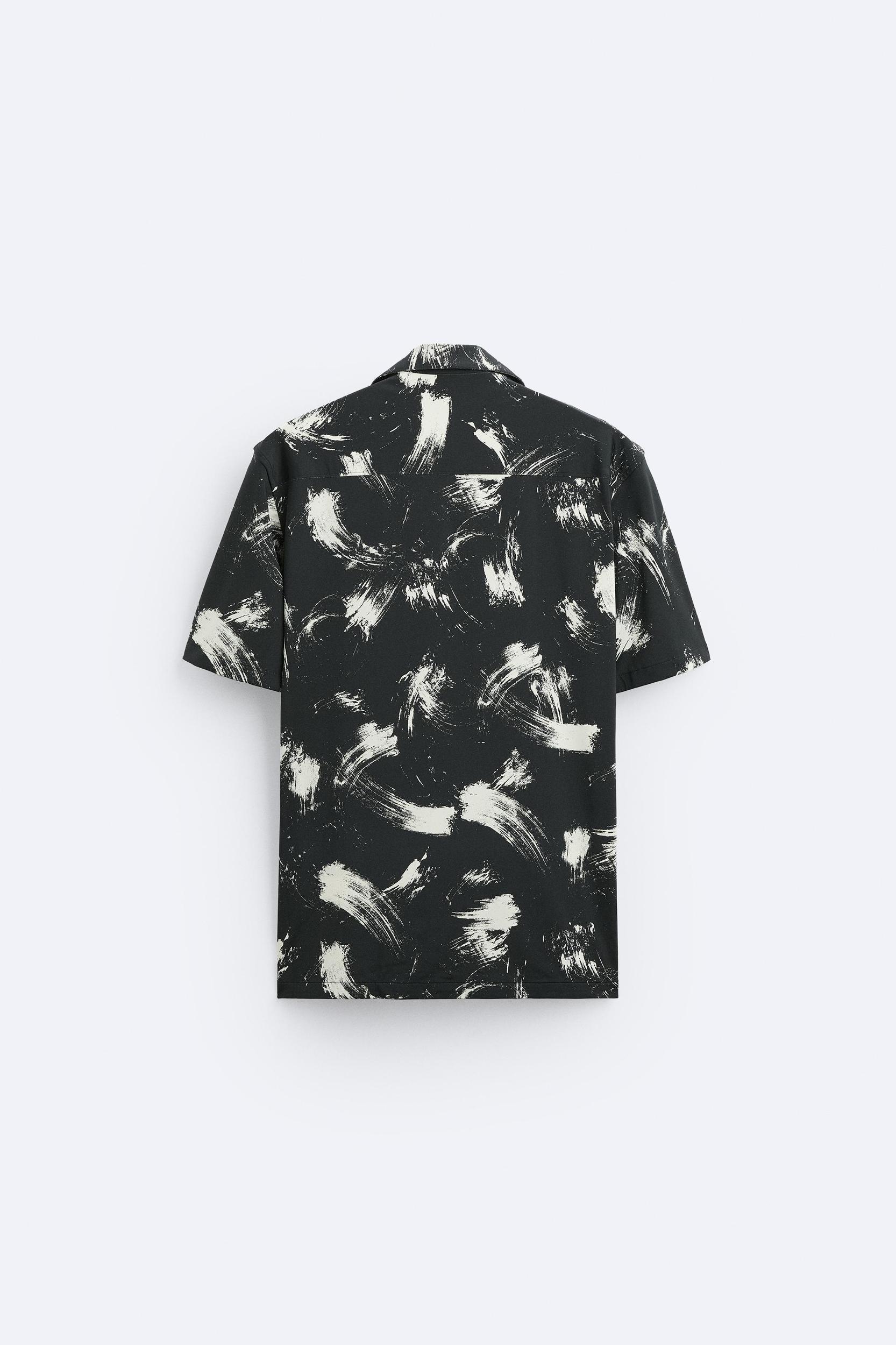 ABSTRACT PRINT STRETCH SHIRT Product Image