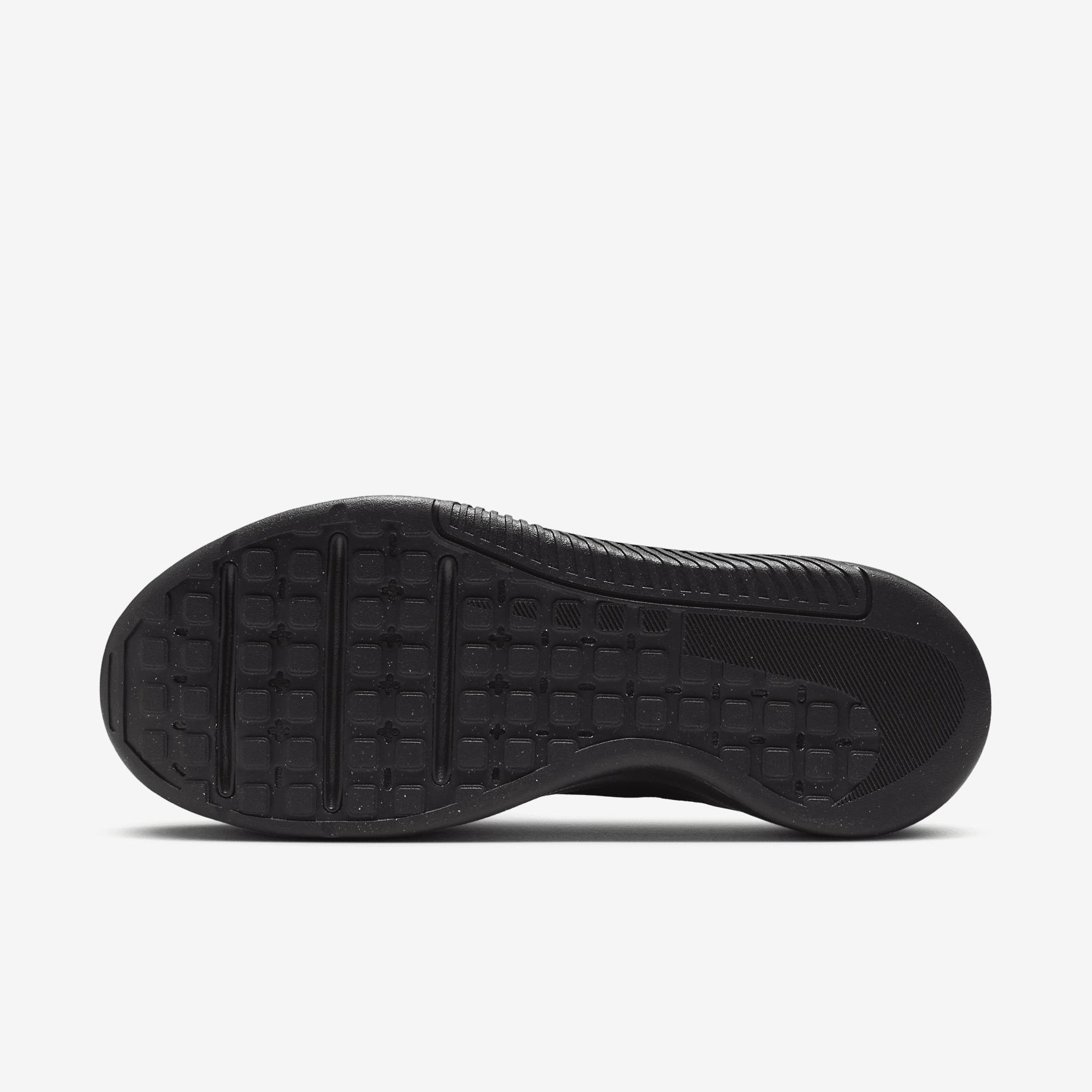 Nike MC Trainer 3 Men's Workout Shoes Product Image
