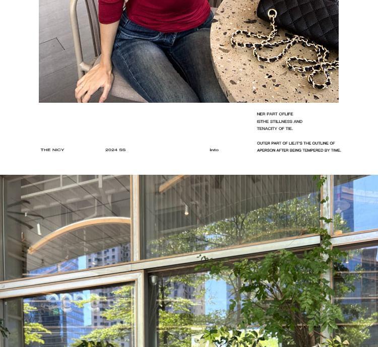 V-Neck Plain Pleated T-Shirt Product Image