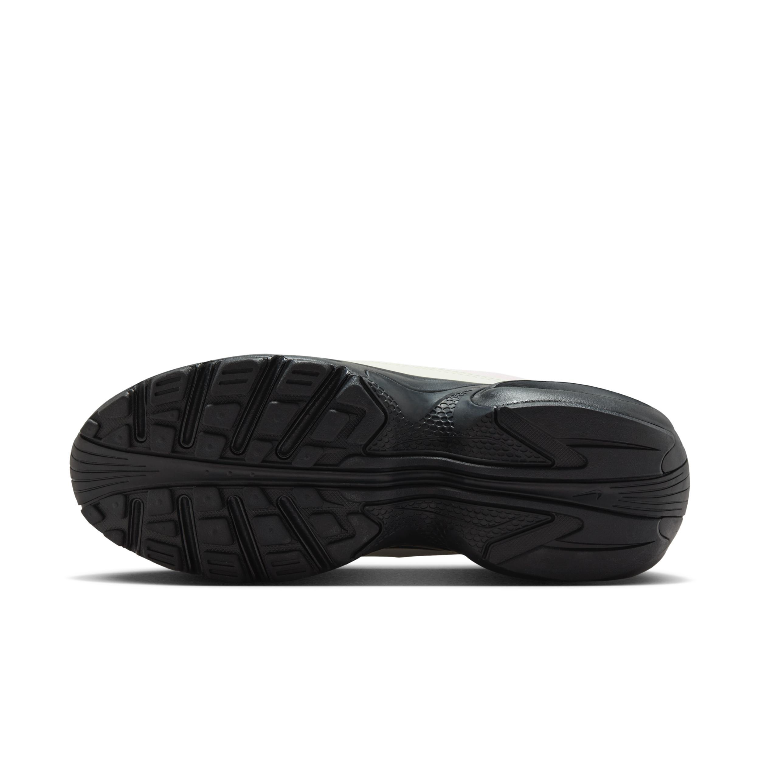 Nike Women's Air Max Portal Shoes Product Image