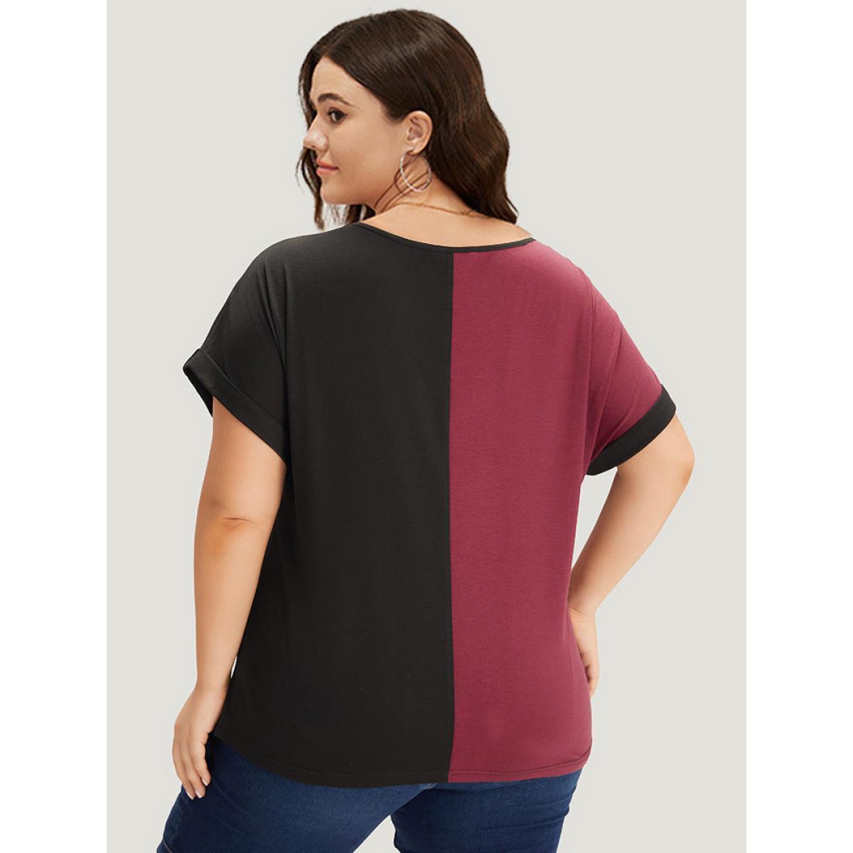 Plus Size Colorblock Contrast Button Detail Roll Batwing Sleeve T-shirt Black Women Casual Contrast Colorblock Scoop Neck Dailywear T-shirts BloomChic 28/5X Product Image