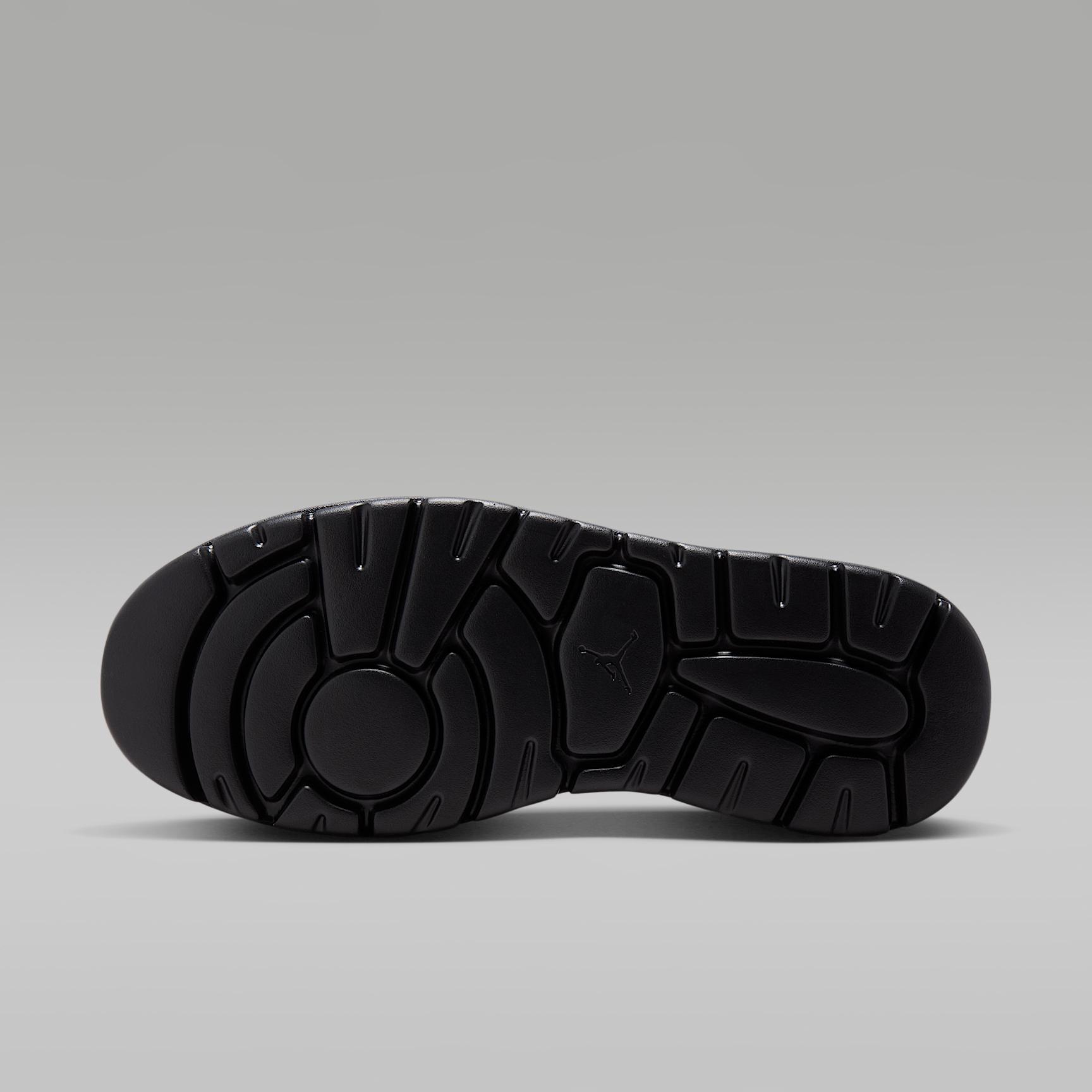 Men's Nike ACG Mountain Fly 2 Low GORE-TEX Shoes Product Image