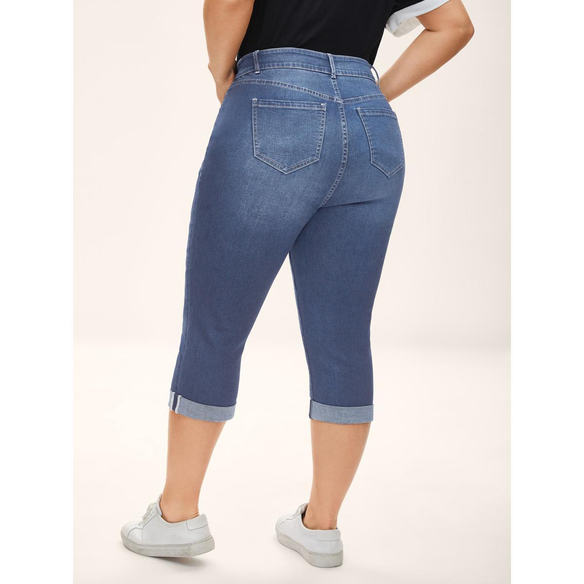 Plus Size Whiskered Wash Crop Skinny-Fit Jeans Women Denimlightblue Medium stretch Slanted pocket Jeans BloomChic 16/1X Product Image