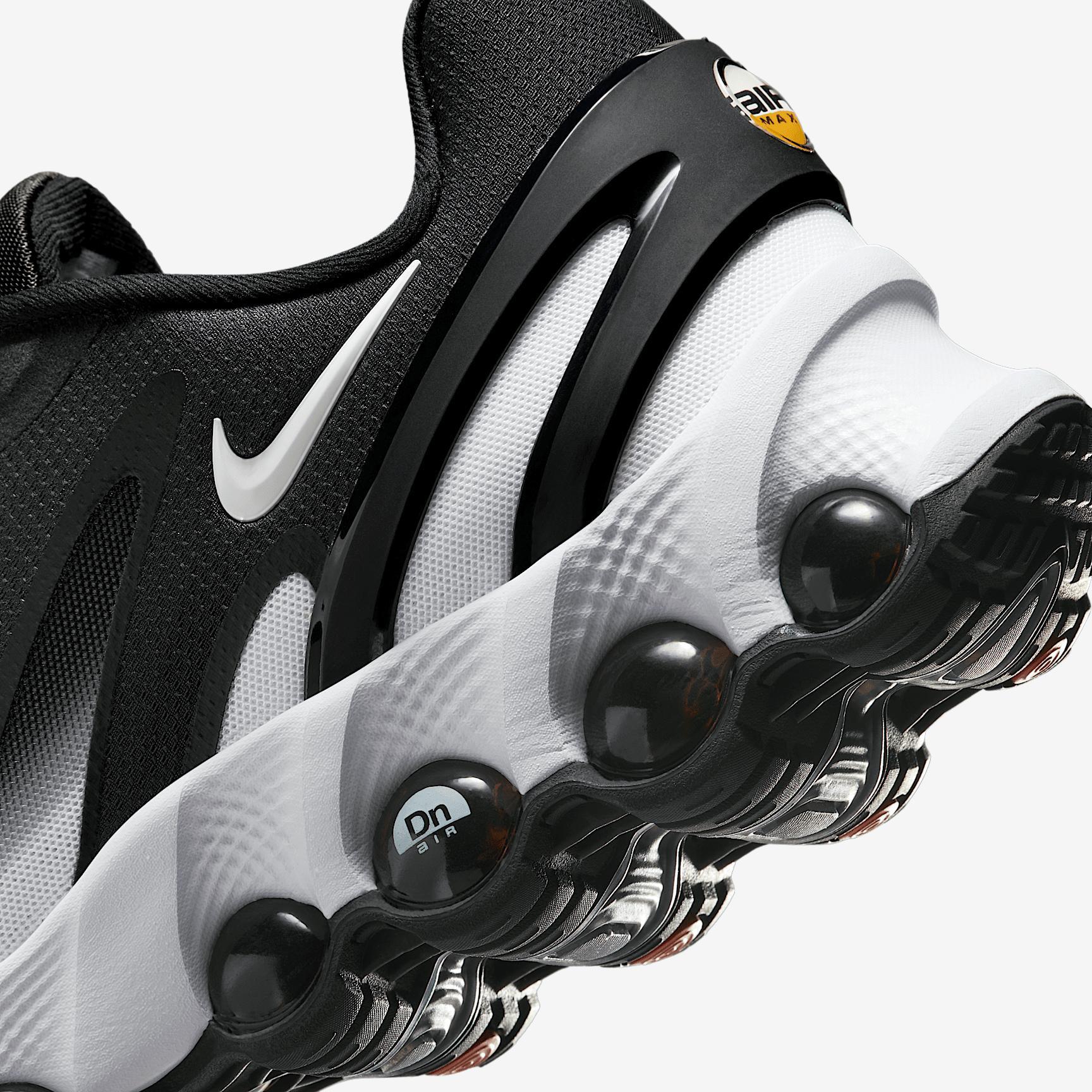 Nike Air Max Dn8 Men's Shoes Product Image