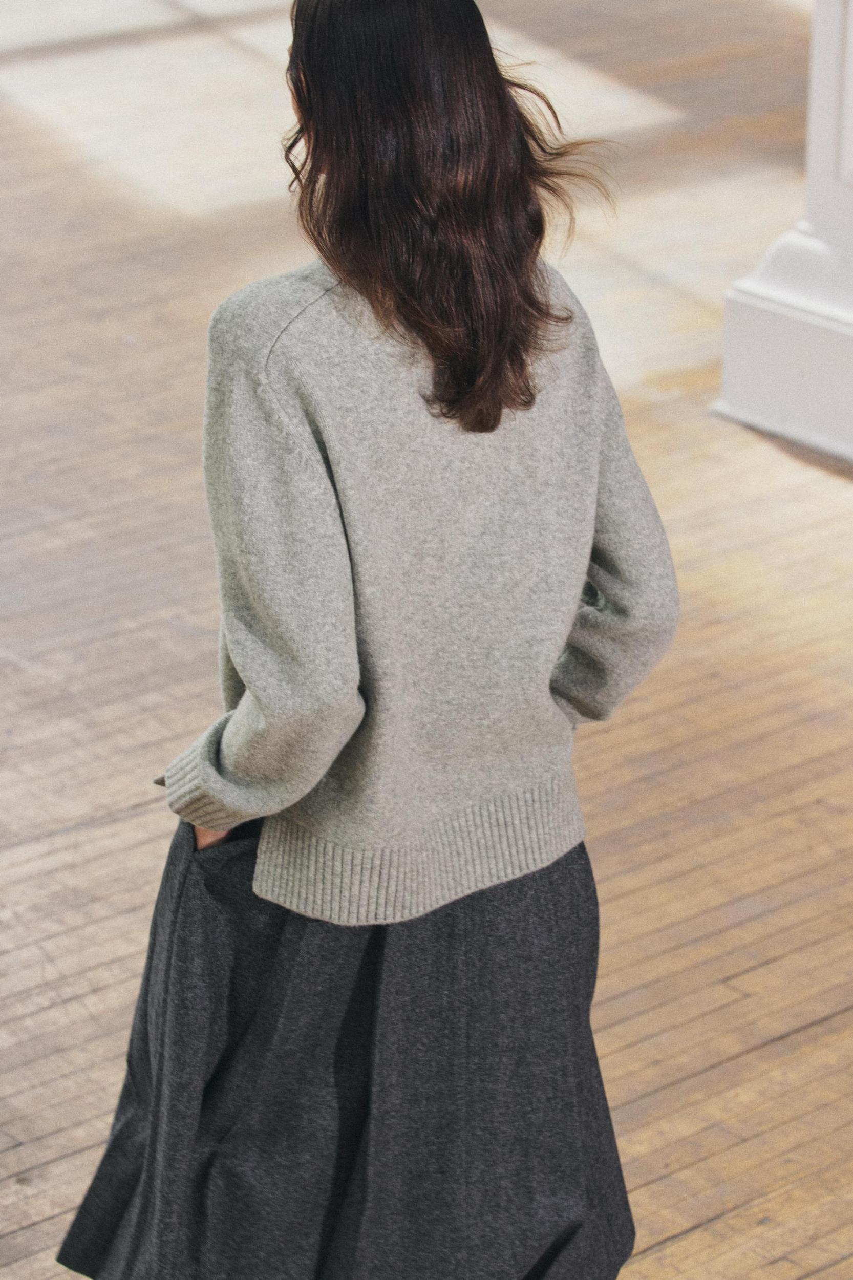 SOFT KNIT SWEATER Product Image