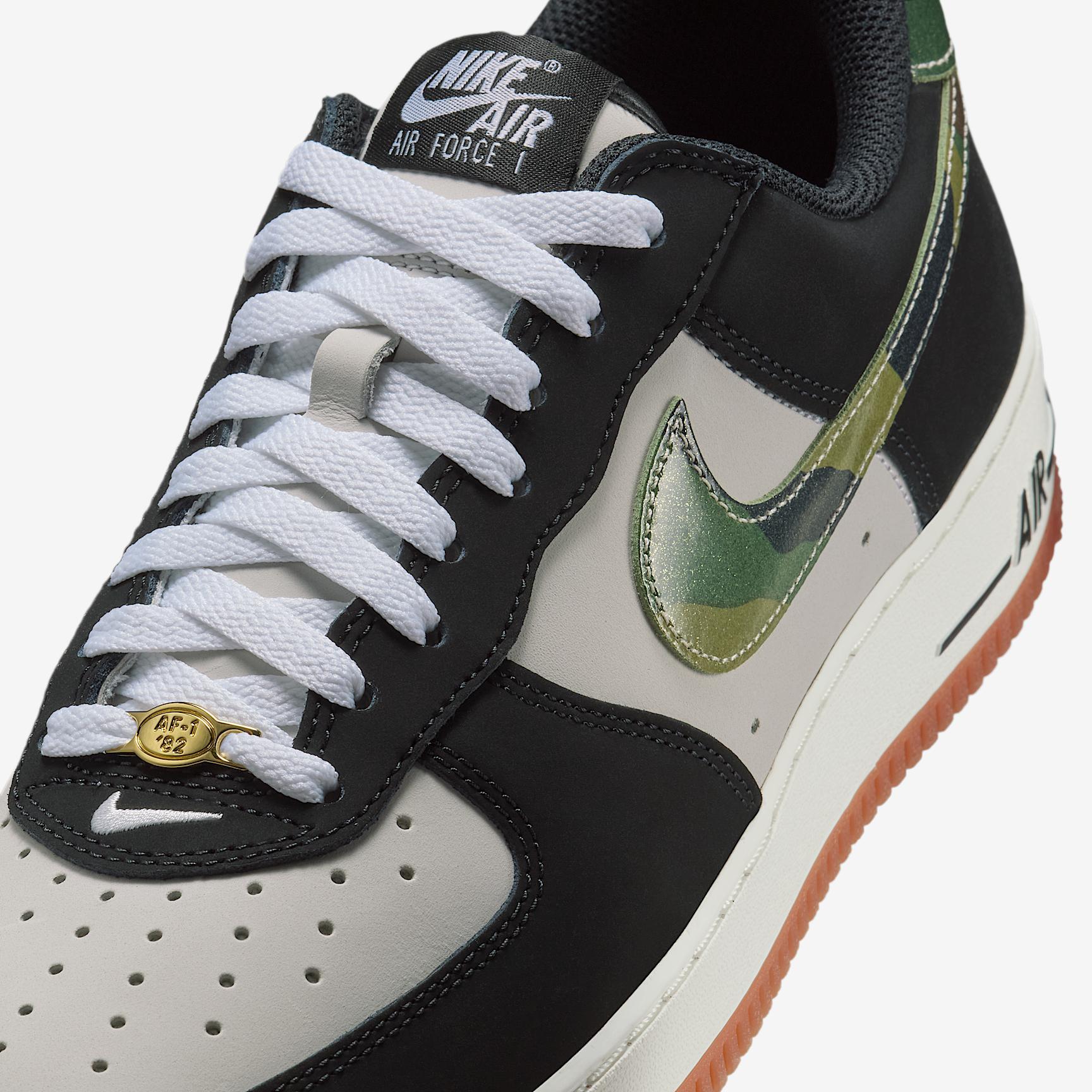 Nike Air Force 1 Low Retro Men's Shoes Product Image