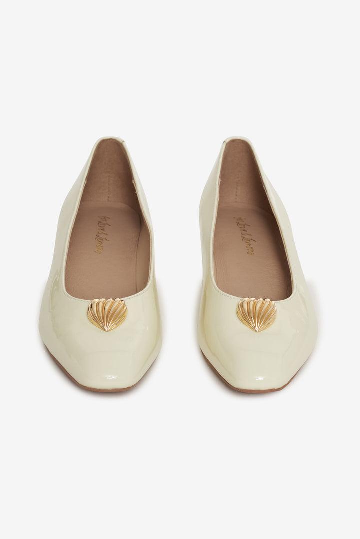 Edie Flat — Ivory Product Image