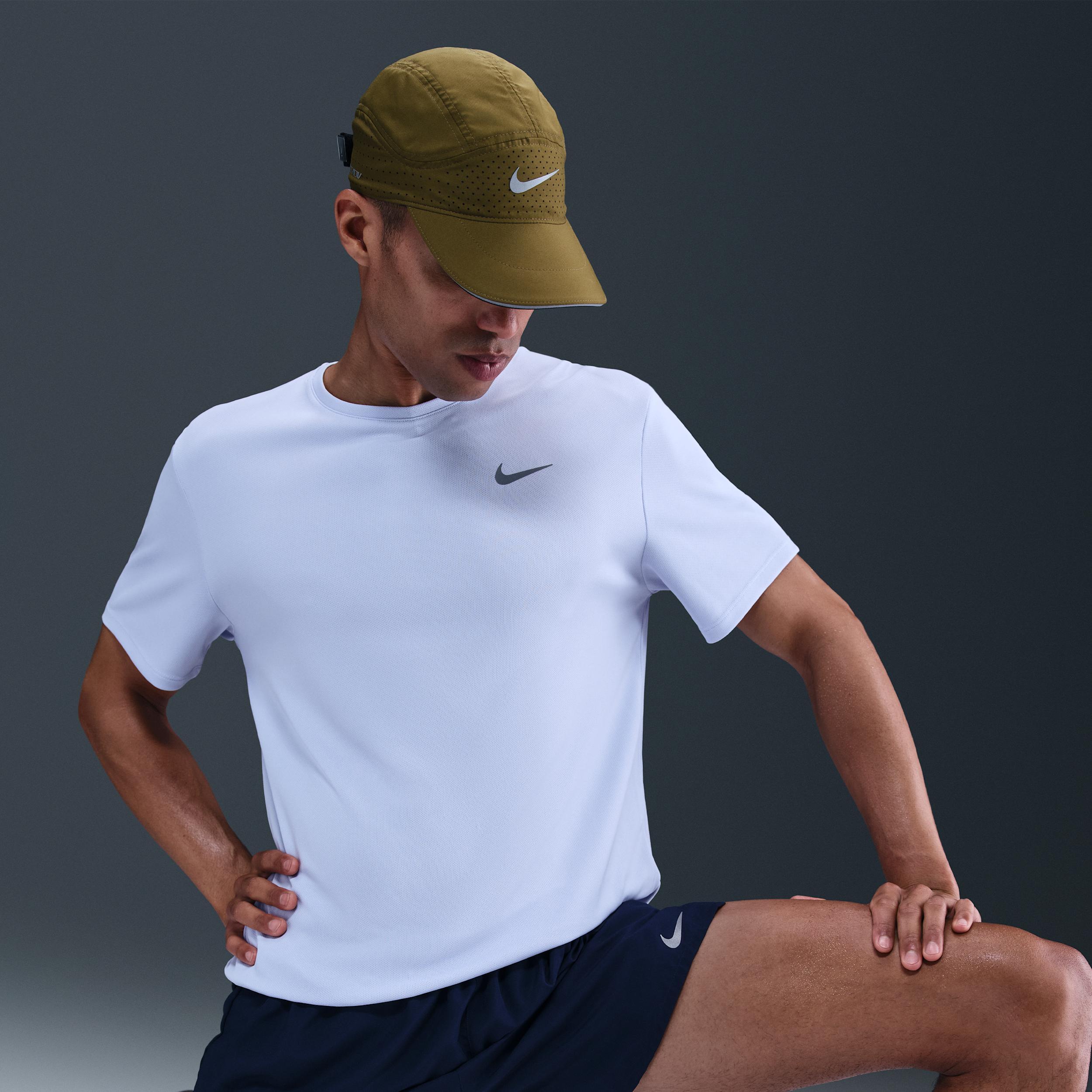 Nike Miler Men's Dri-FIT UV Short-Sleeve Running Top Product Image