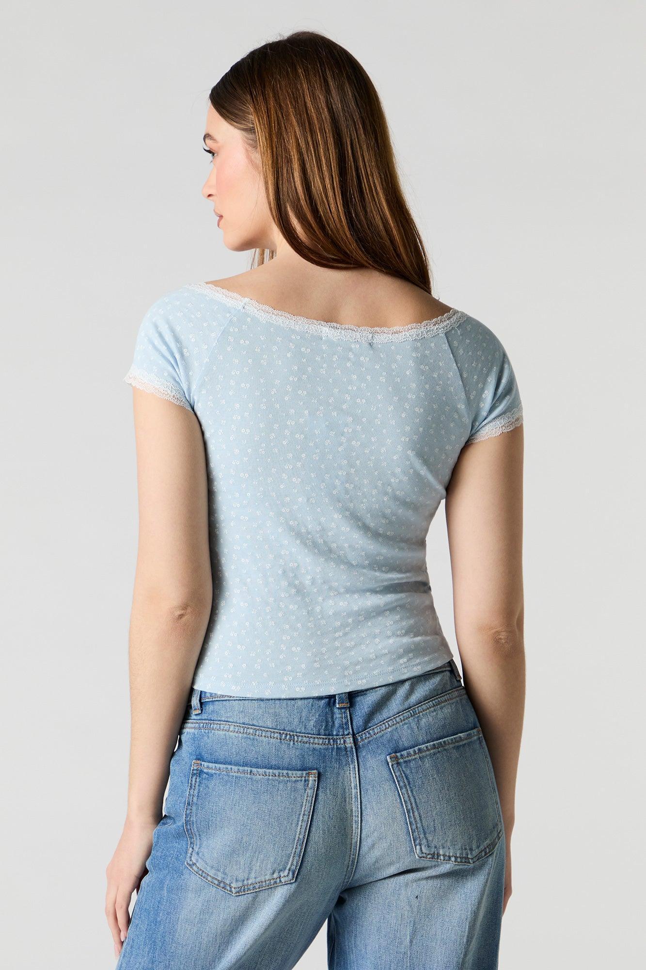 Scoop Neck Lace Trim T-Shirt Female Product Image