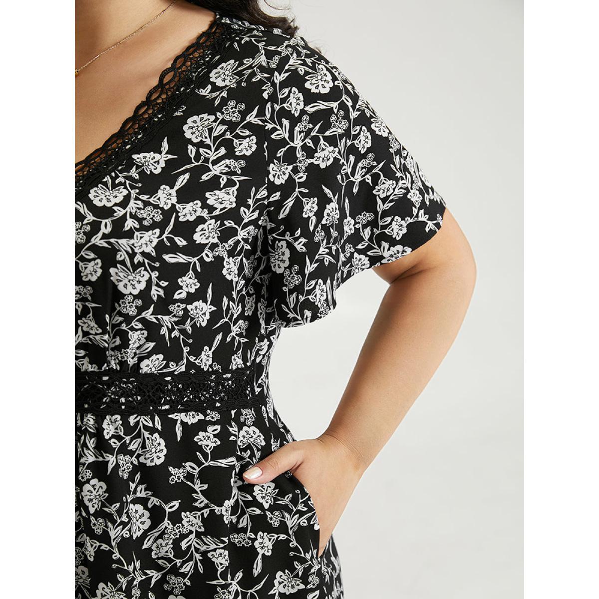 Plus Size Silhouette Floral Print V Neck Ruffles Lace Panel Dress BlackFlower Women Elegant Printed V-neck Short sleeve Curvy Midi Dress BloomChic 10/M Product Image