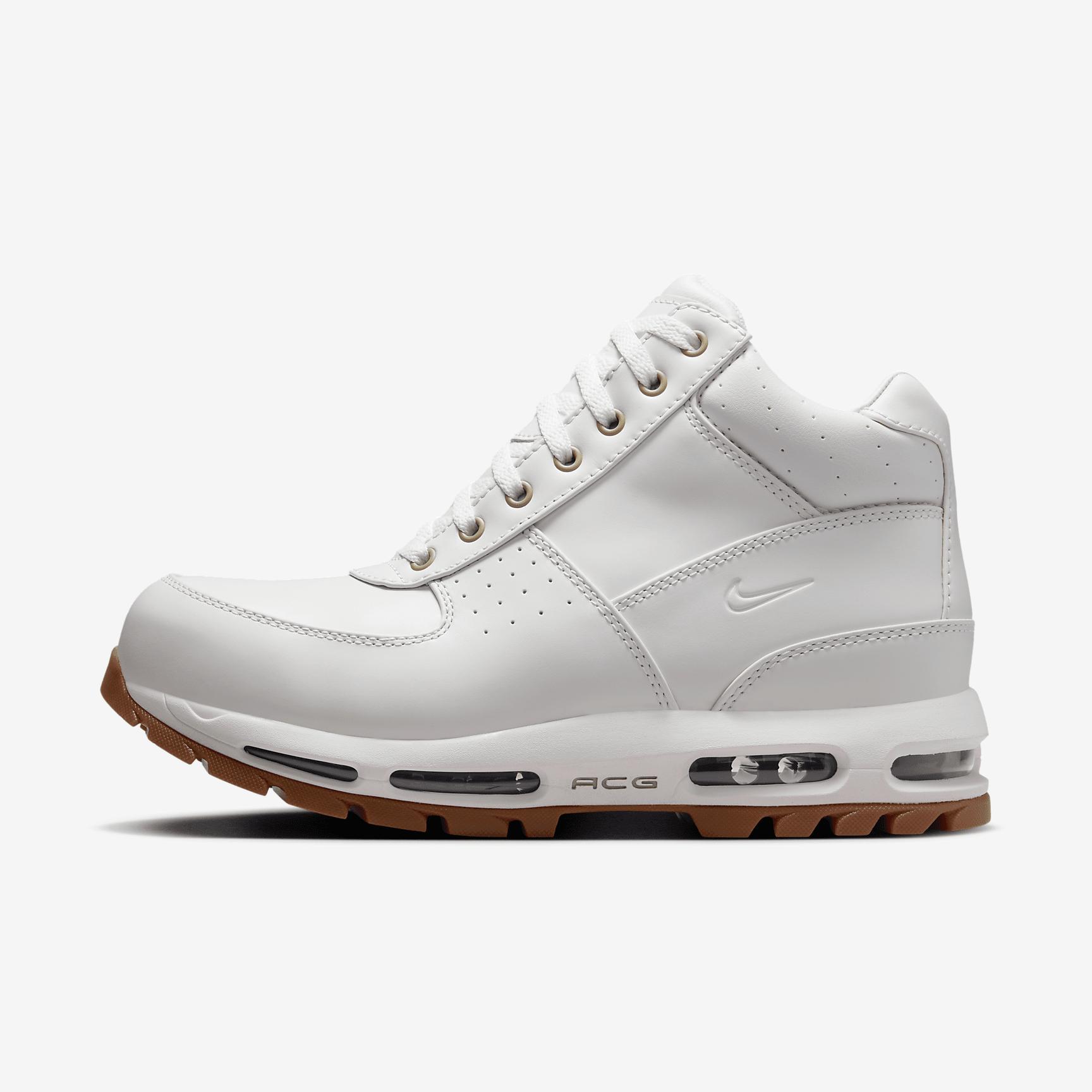 Nike Men's Air Max Goadome Boots Product Image