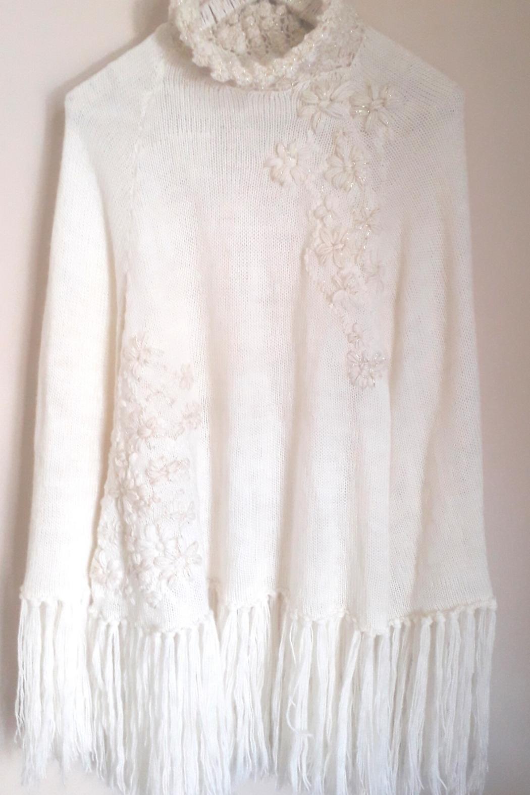 Poncho Embroidery Product Image