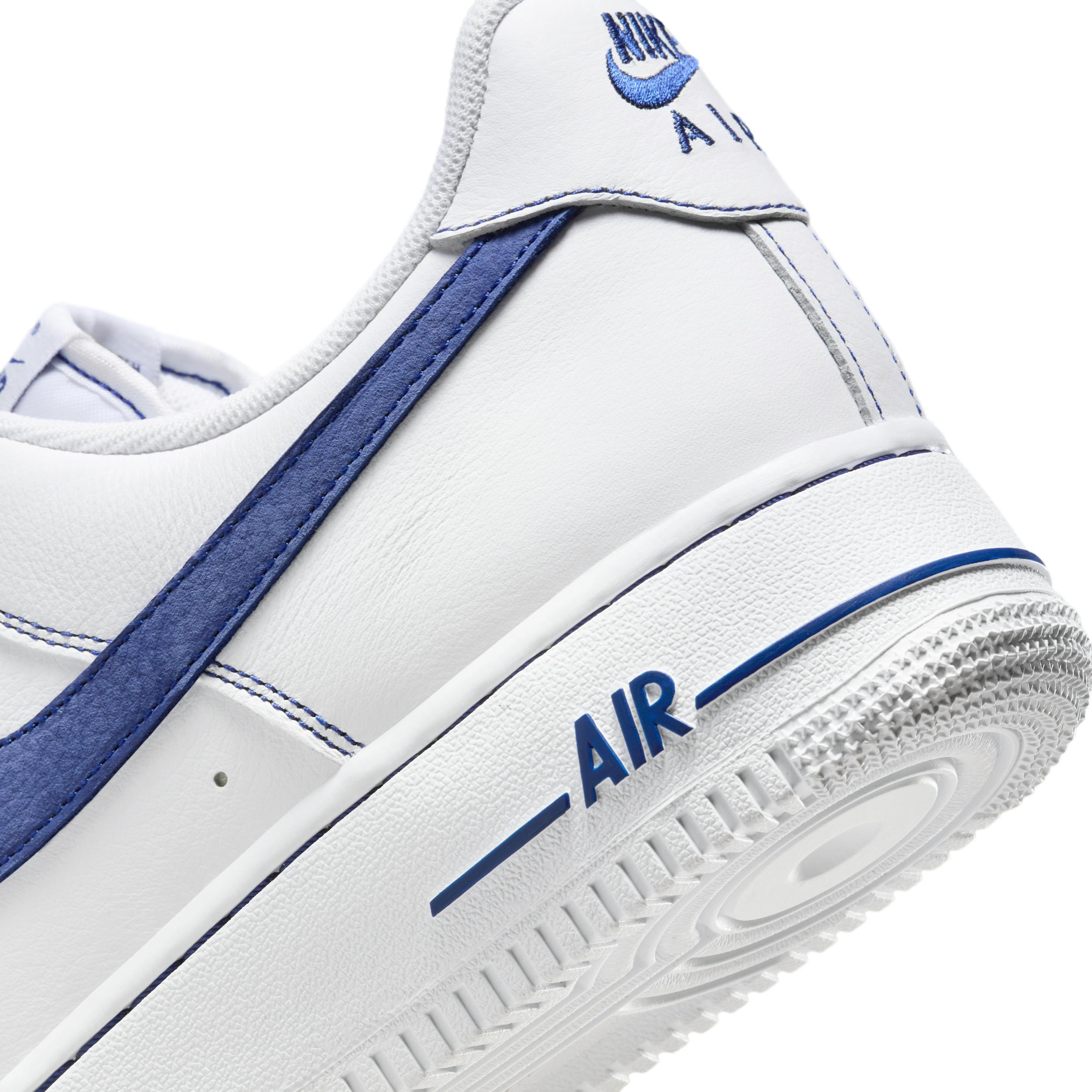 Nike Men's Air Force 1 '07 LV8 Shoes Product Image