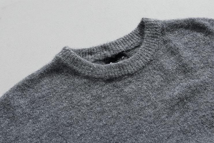 RT No. 10182 GRAY KNITTED PULLOVER SWEATER Product Image