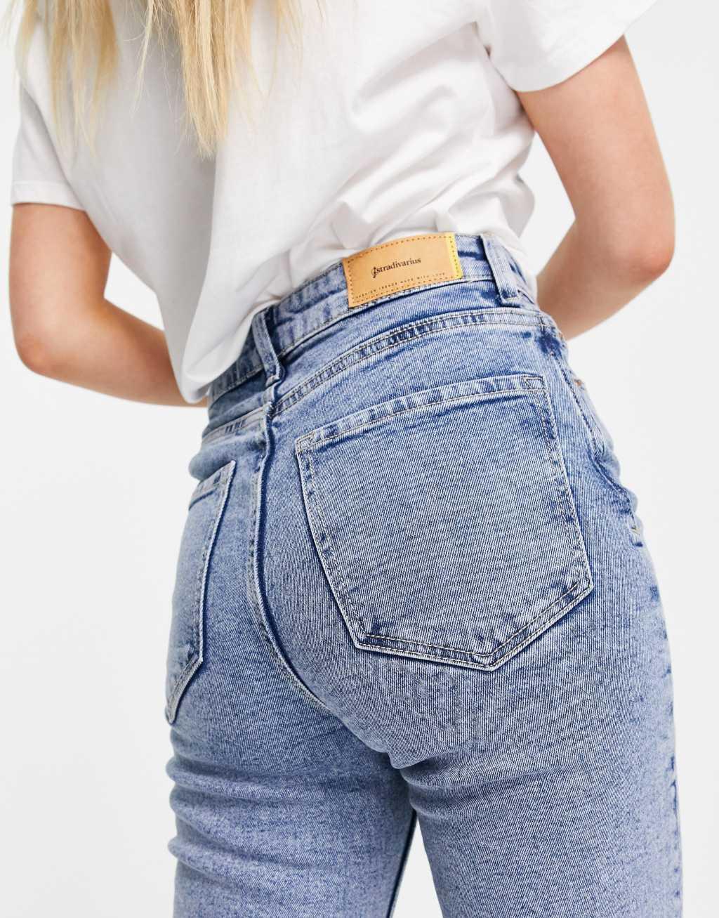 Stradivarius Petite slim mom jean with stretch Product Image