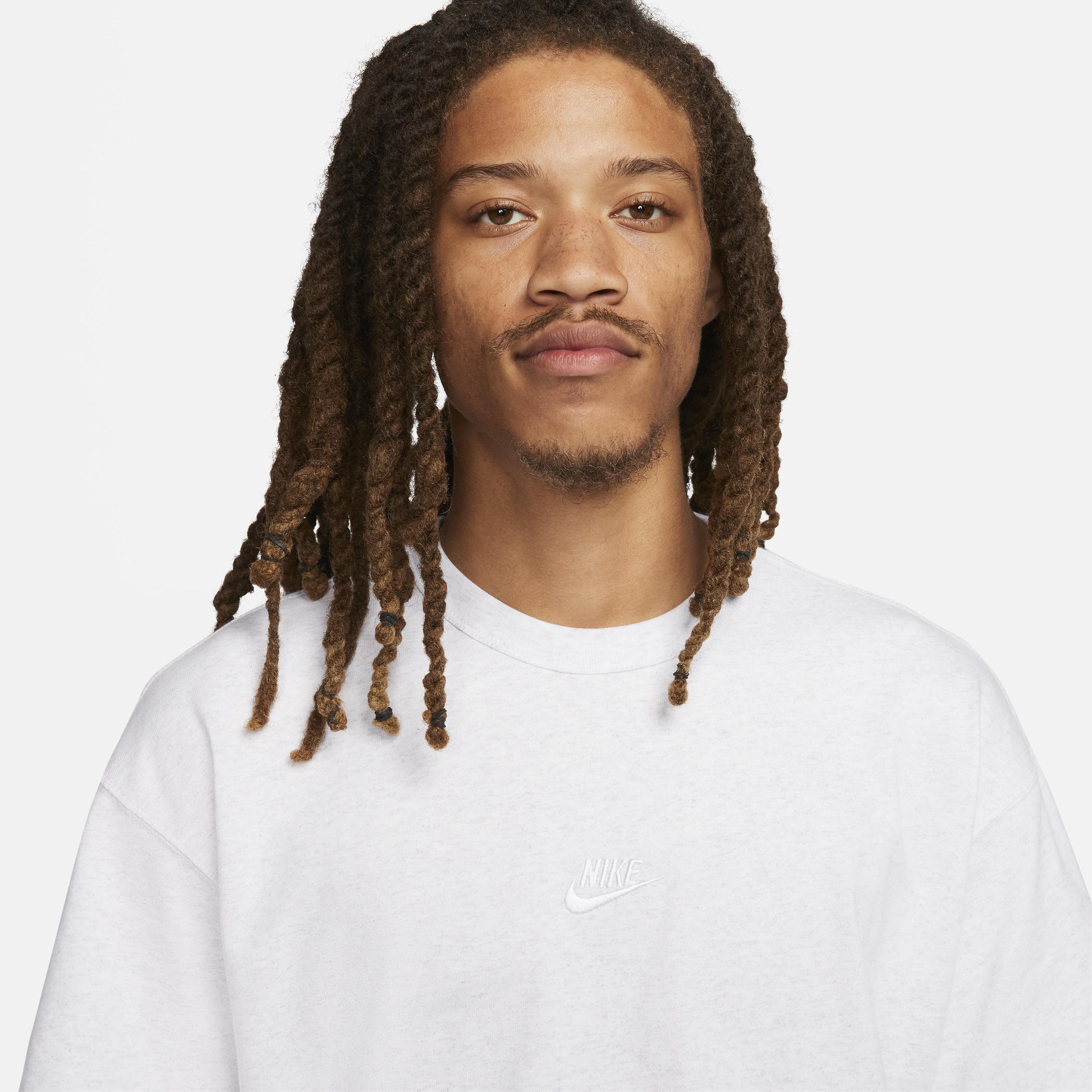 Nike Premium Essentials T-shirt Product Image