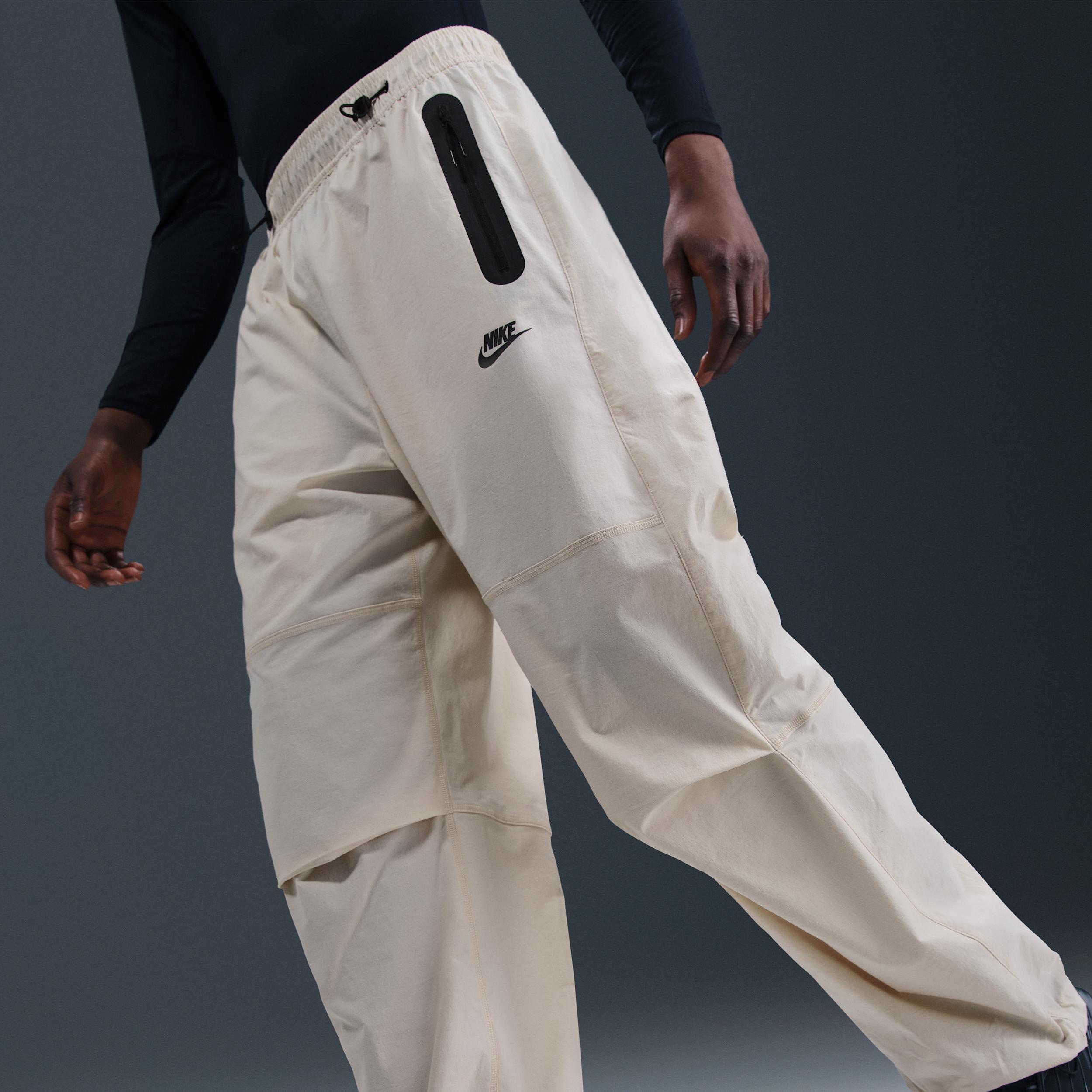 Nike Tech Men's Woven Oversized Pants Product Image